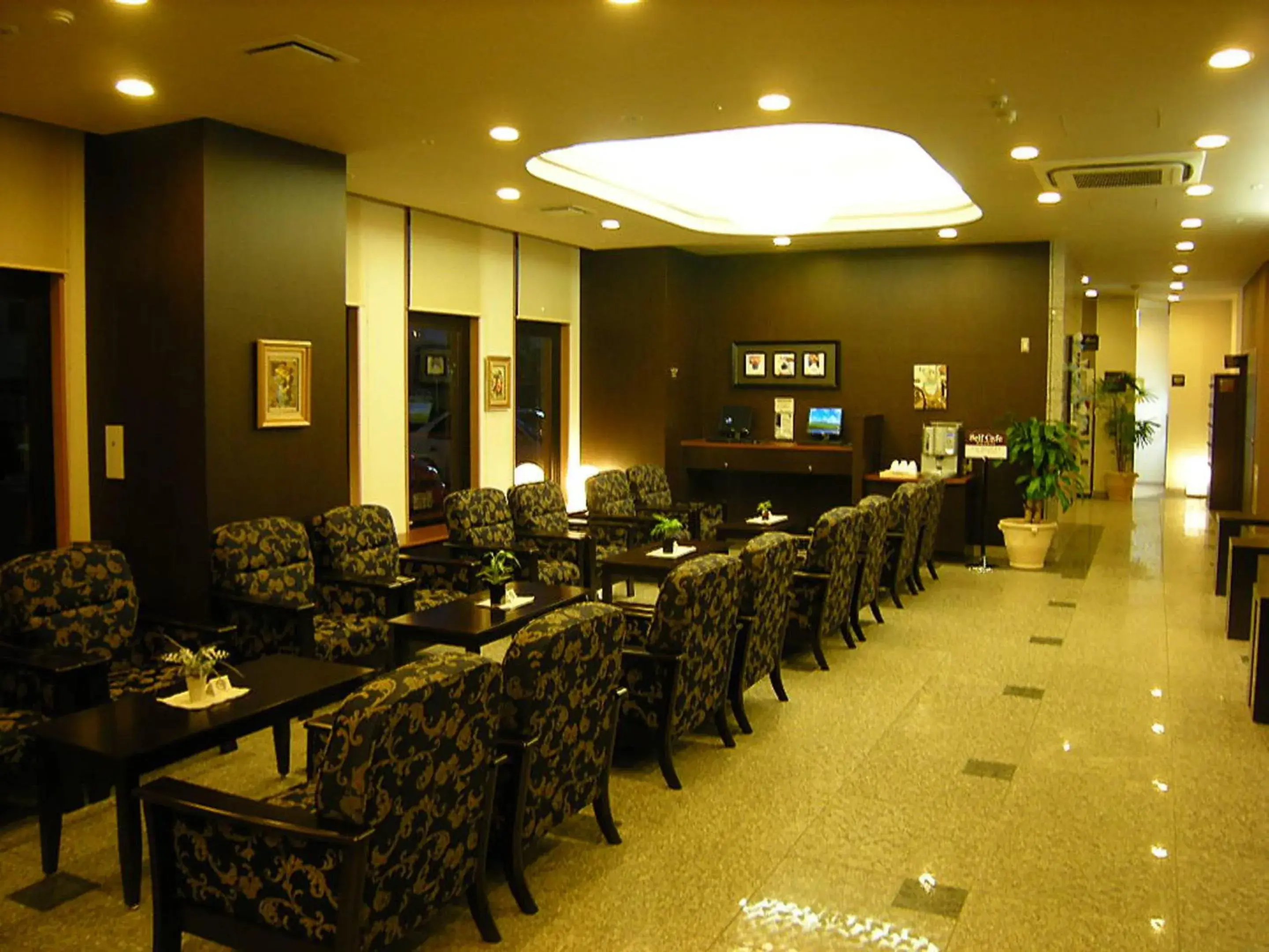 Lobby or reception in Hotel Route-Inn Furukawa Ekimae Lobby or reception in Hotel Route-Inn Furukawa Ekimae