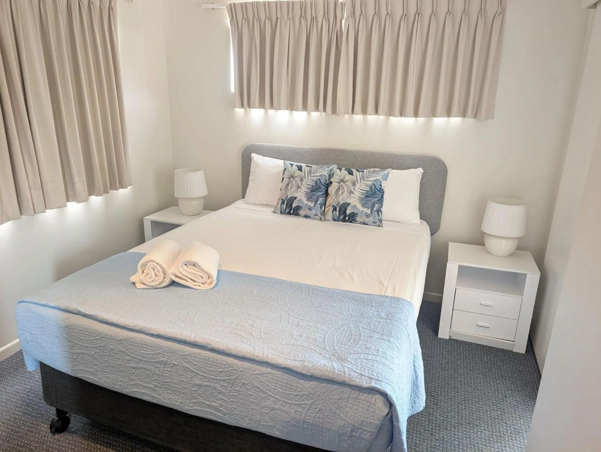 Bedroom, Bed in Rainbow Getaway Holiday Apartments