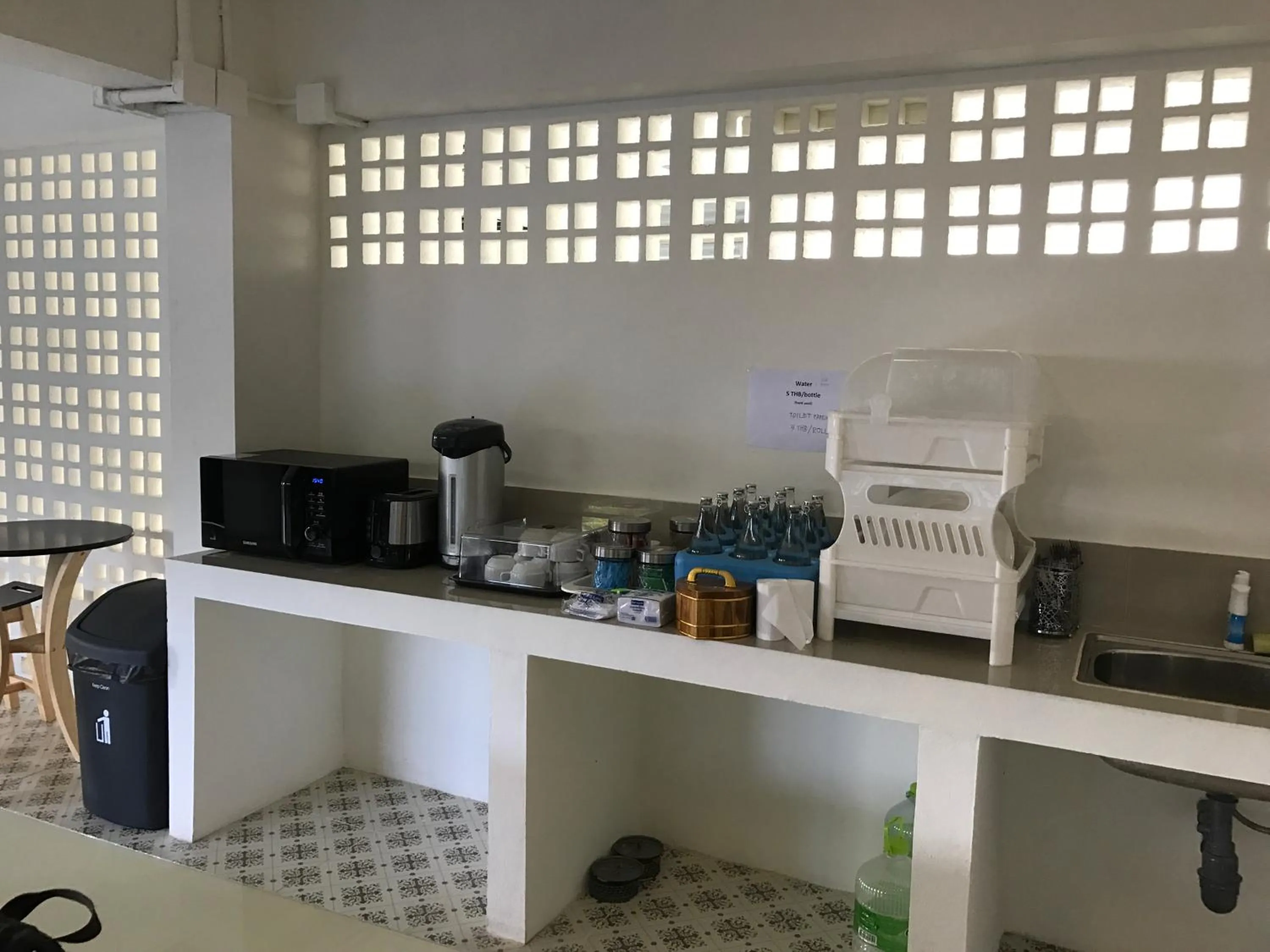 Coffee/tea facilities in Baan Ploy In