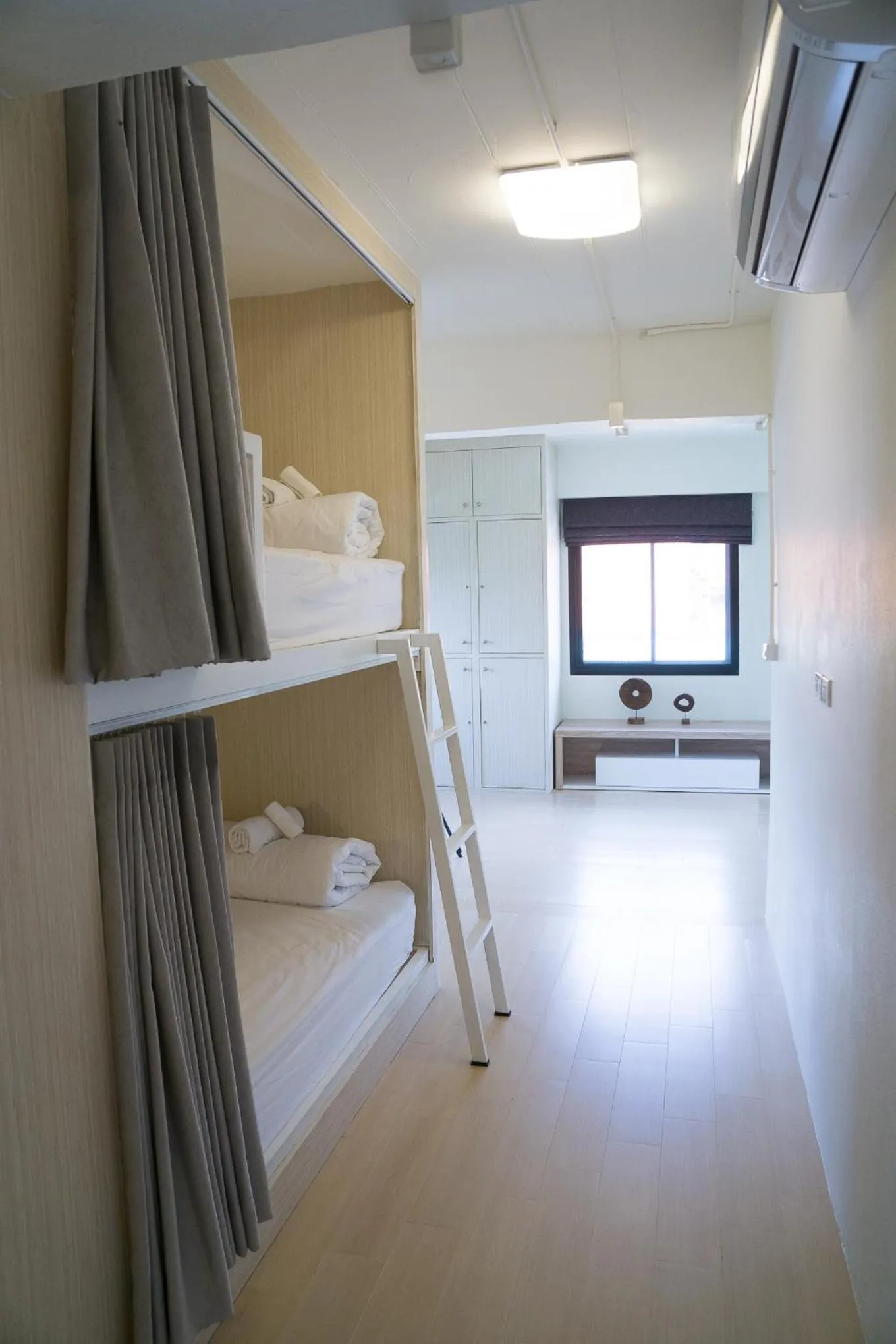 bunk bed, Bed in Baan Ploy In