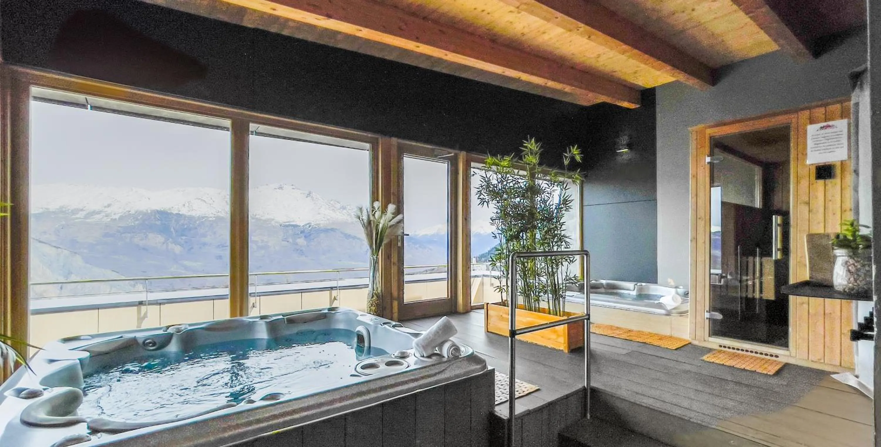 Spa and wellness centre/facilities in Résidence Kocoon Les Karellis - Pass activités inclus et accès gratuit et illimité à l'espace aquatique Aquarellis