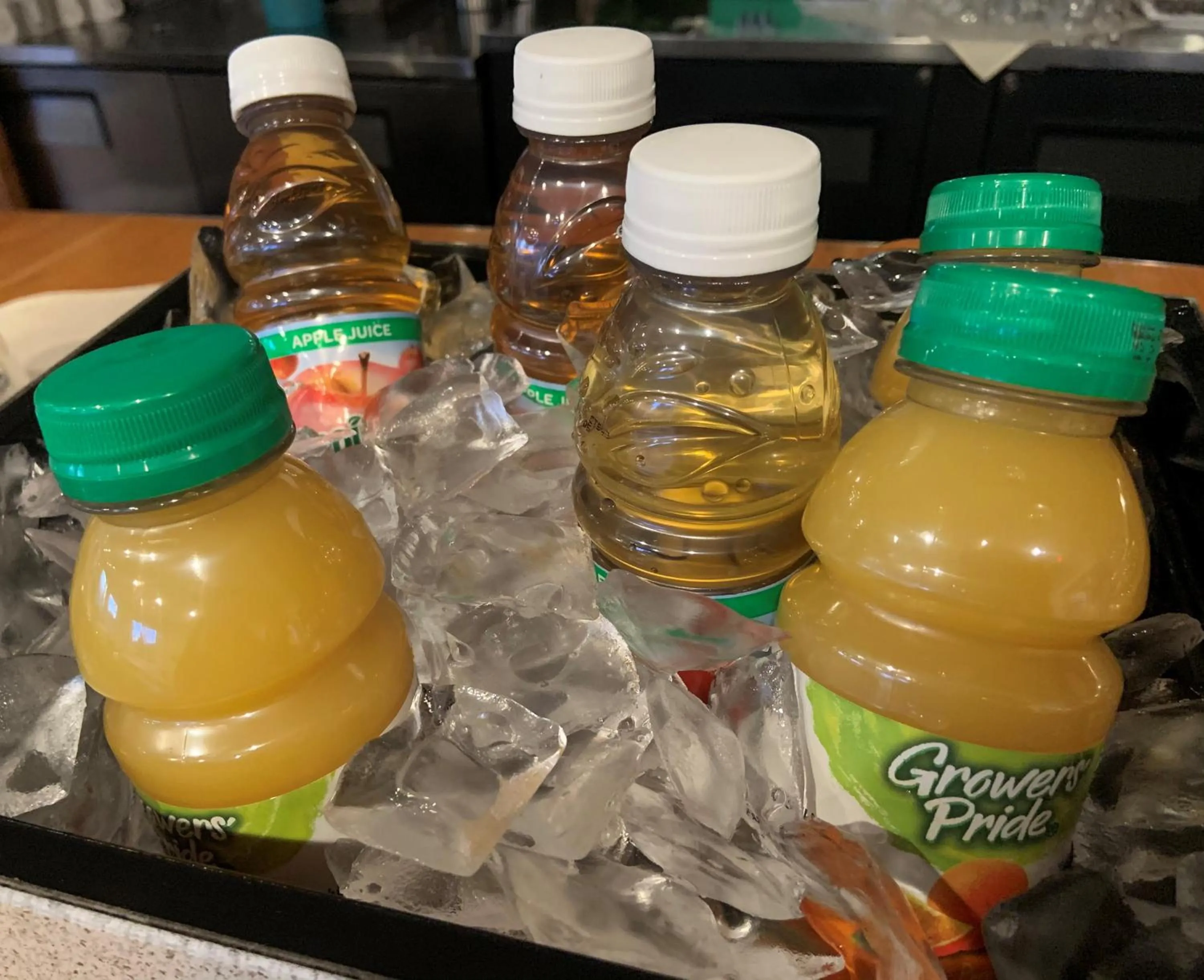 Food and drinks in The Inn at Longshore