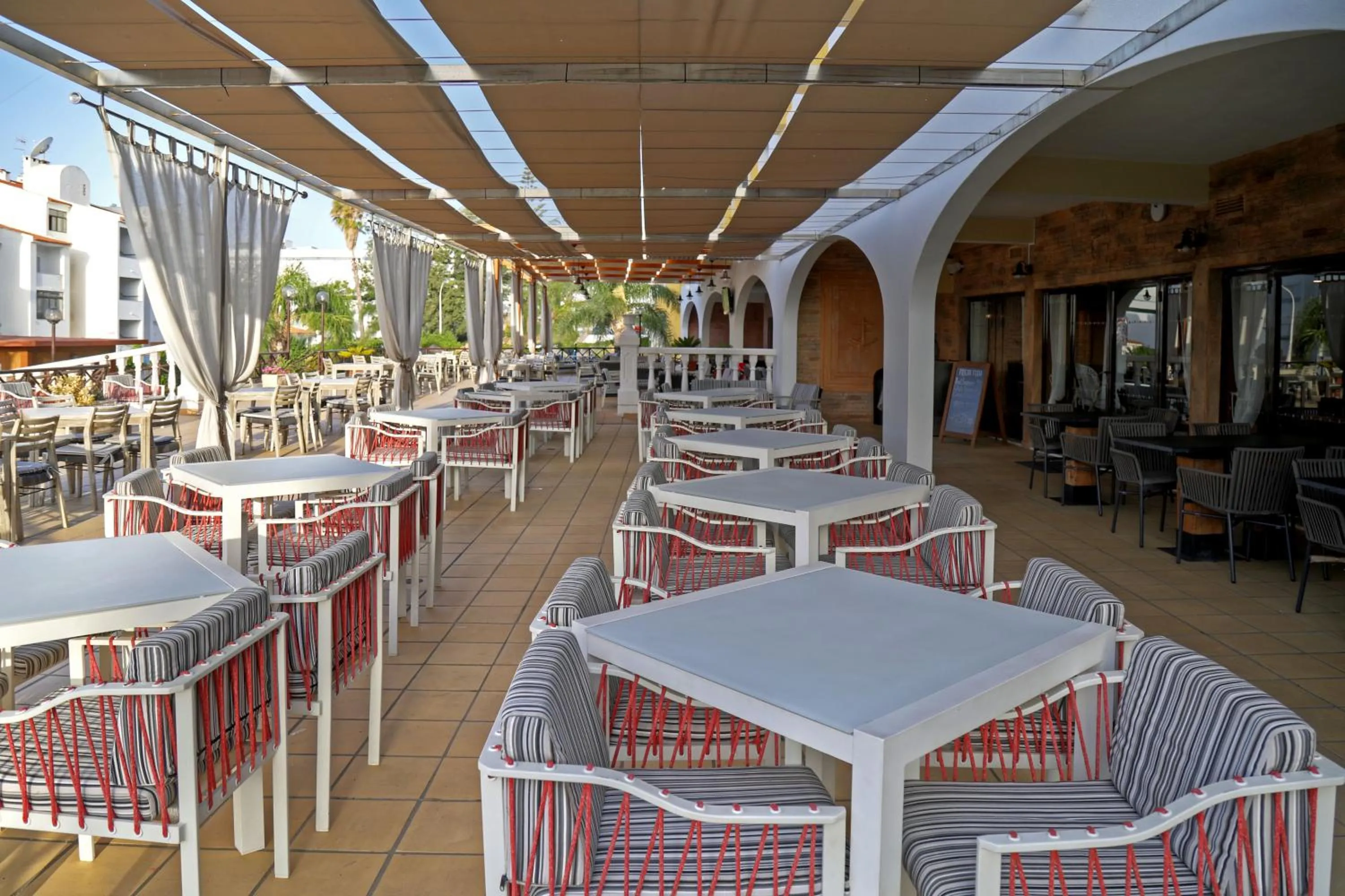 Balcony/Terrace in Aparthotel Paladim & Alagoamar