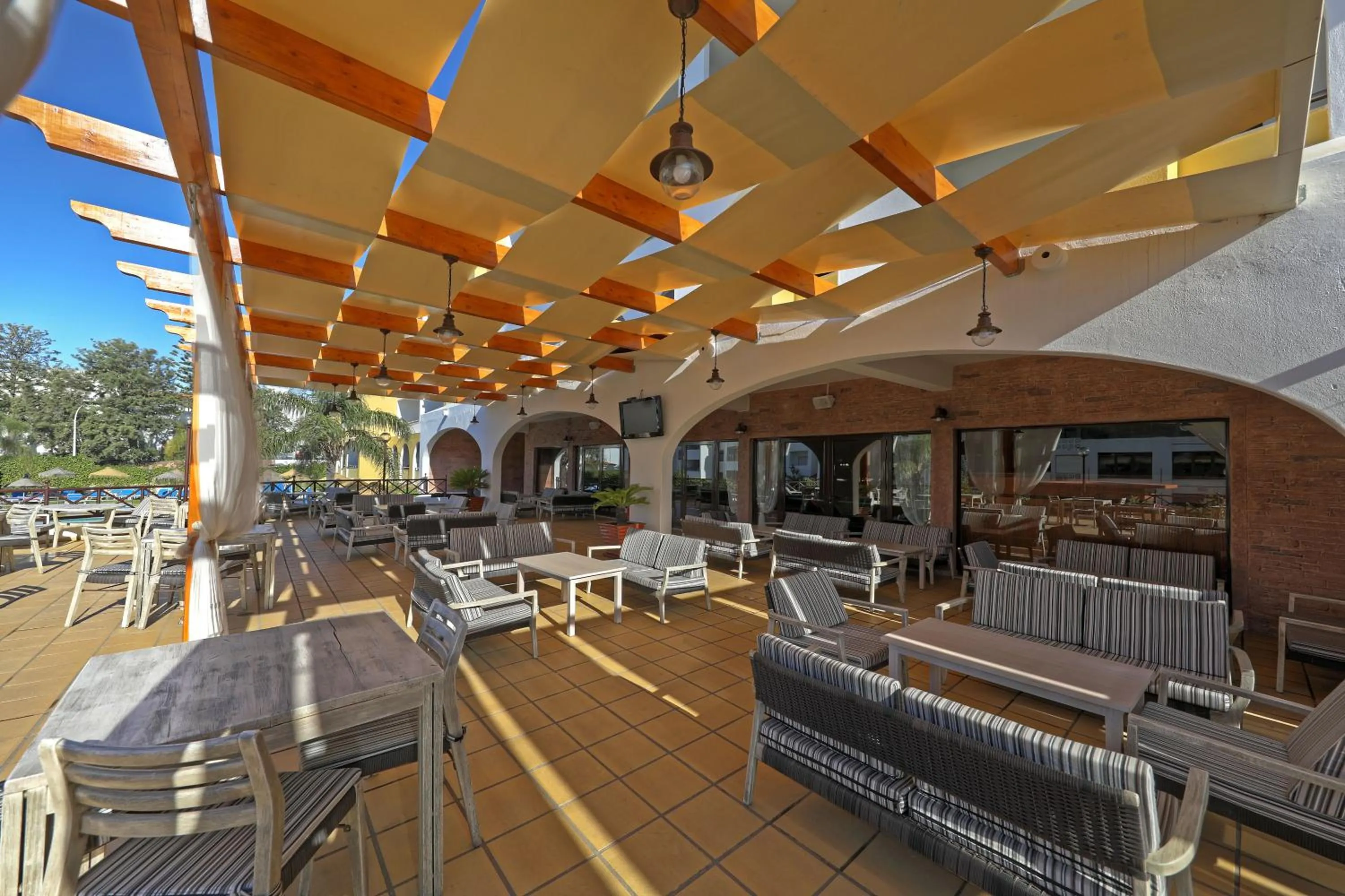 Balcony/Terrace in Aparthotel Paladim & Alagoamar