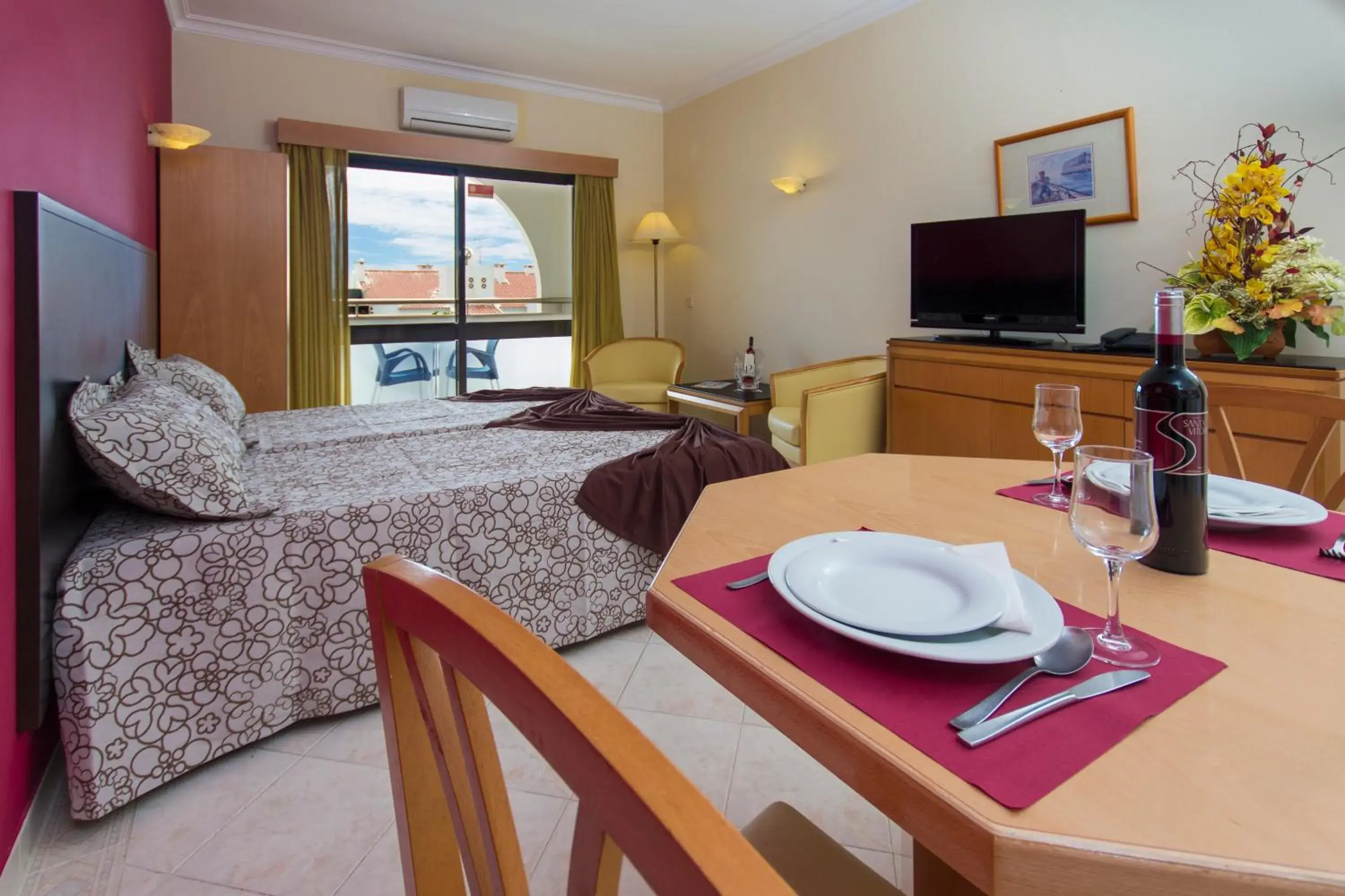 Studio with City View in Aparthotel Paladim & Alagoamar Studio with City View in Aparthotel Paladim & Alagoamar