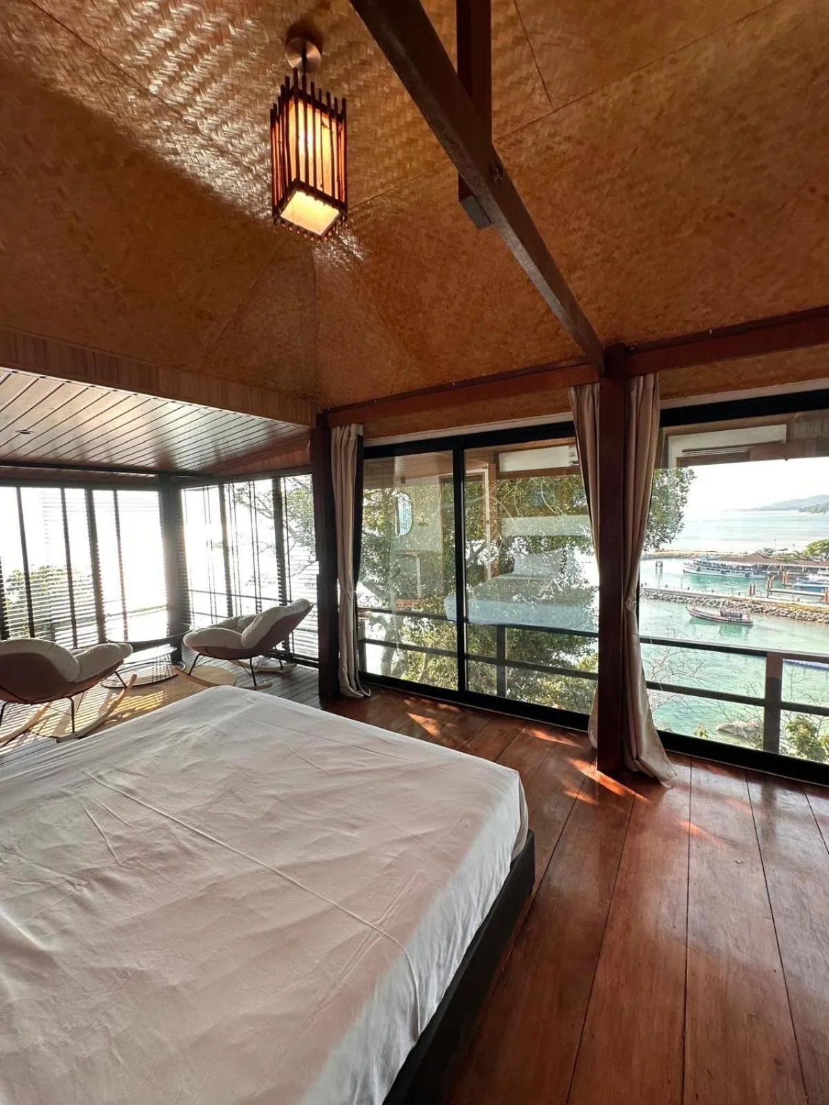 Bed in Suncliff Resort