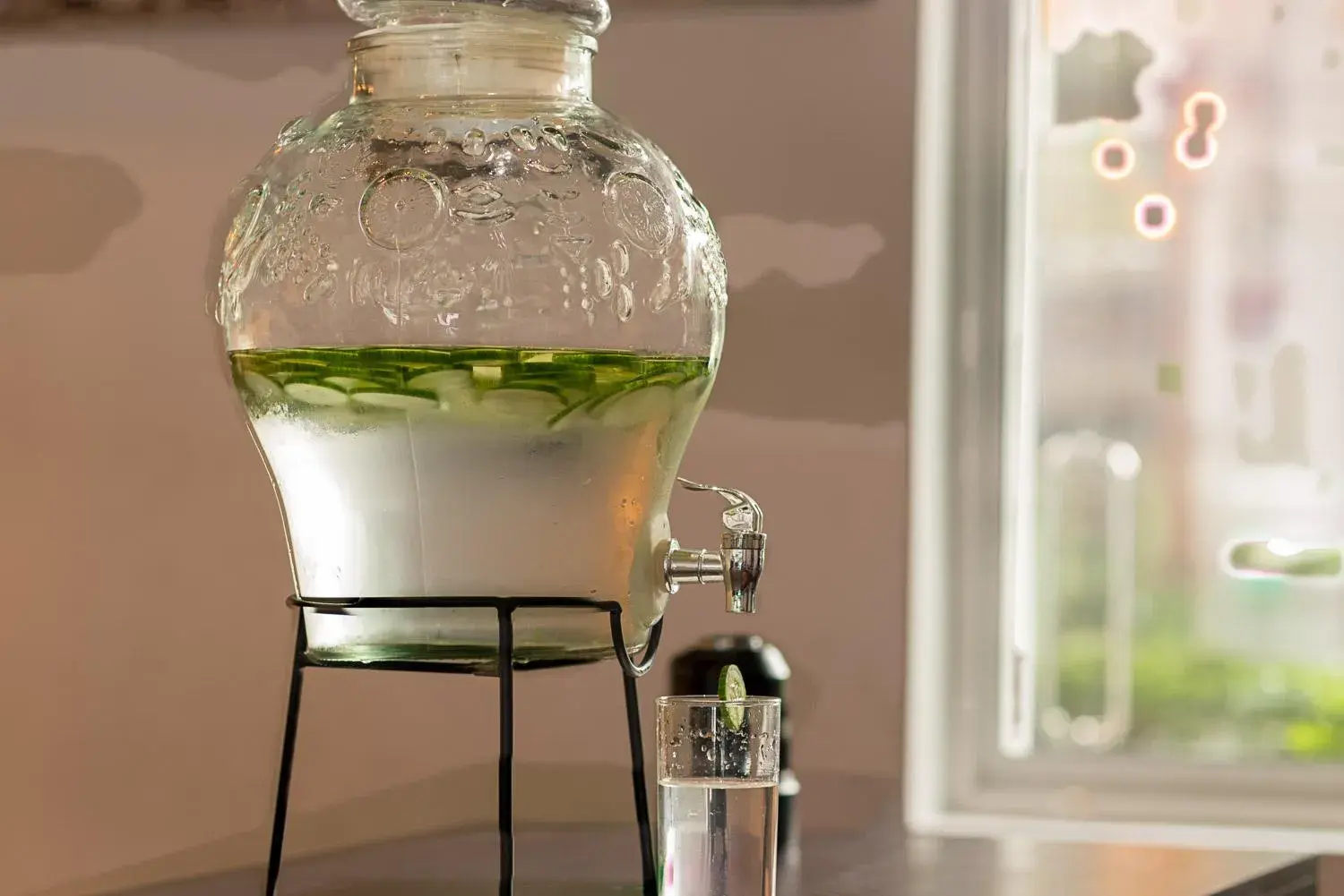 Restaurant/places to eat in Pearl Royal Hotel, Colombo Restaurant/places to eat in Pearl Royal Hotel, Colombo