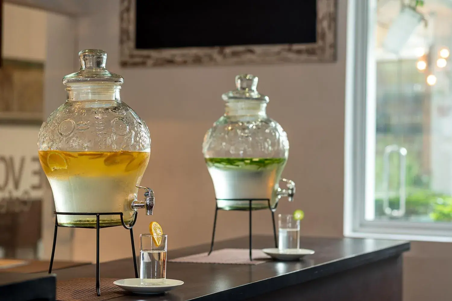 Restaurant/places to eat in Pearl Royal Hotel, Colombo Restaurant/places to eat in Pearl Royal Hotel, Colombo