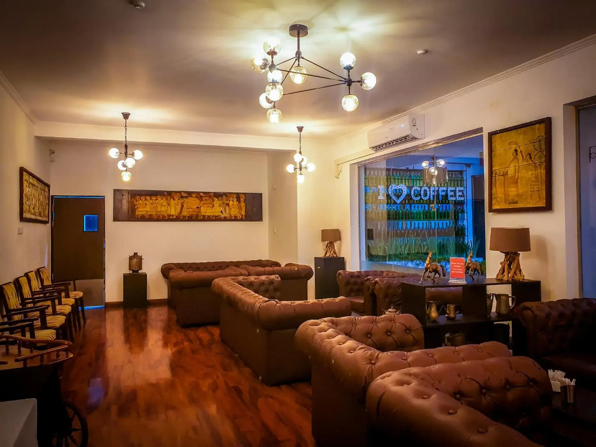 Restaurant/places to eat in Pearl Royal Hotel, Colombo Restaurant/places to eat in Pearl Royal Hotel, Colombo