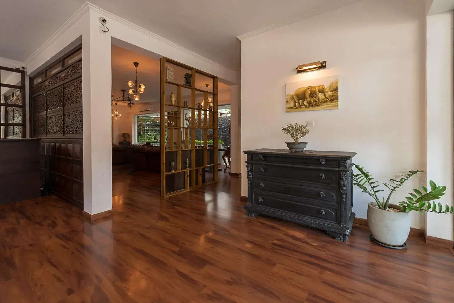 Property building in Pearl Royal Hotel, Colombo Property building in Pearl Royal Hotel, Colombo