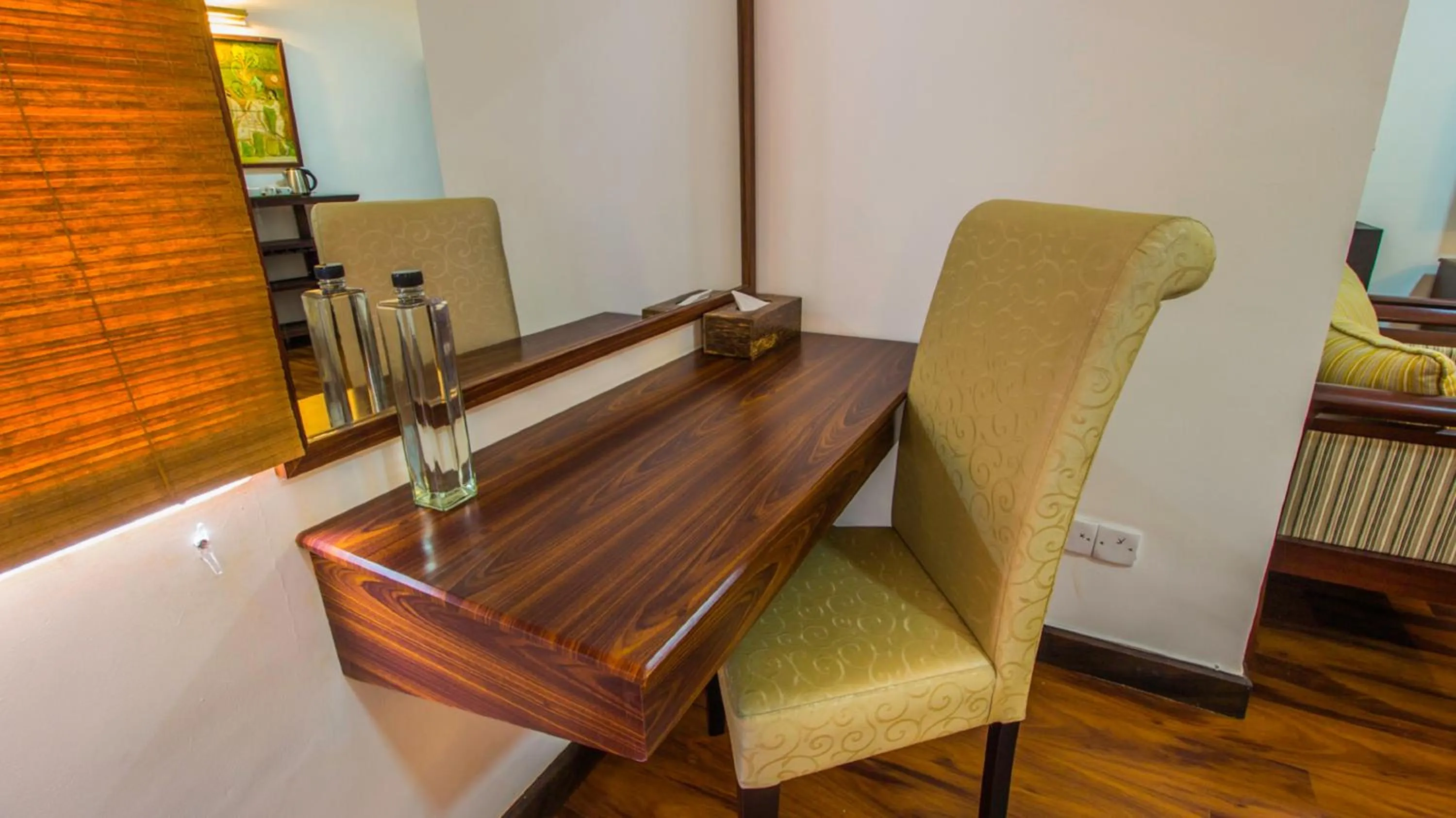 Decorative detail in Pearl Royal Hotel, Colombo