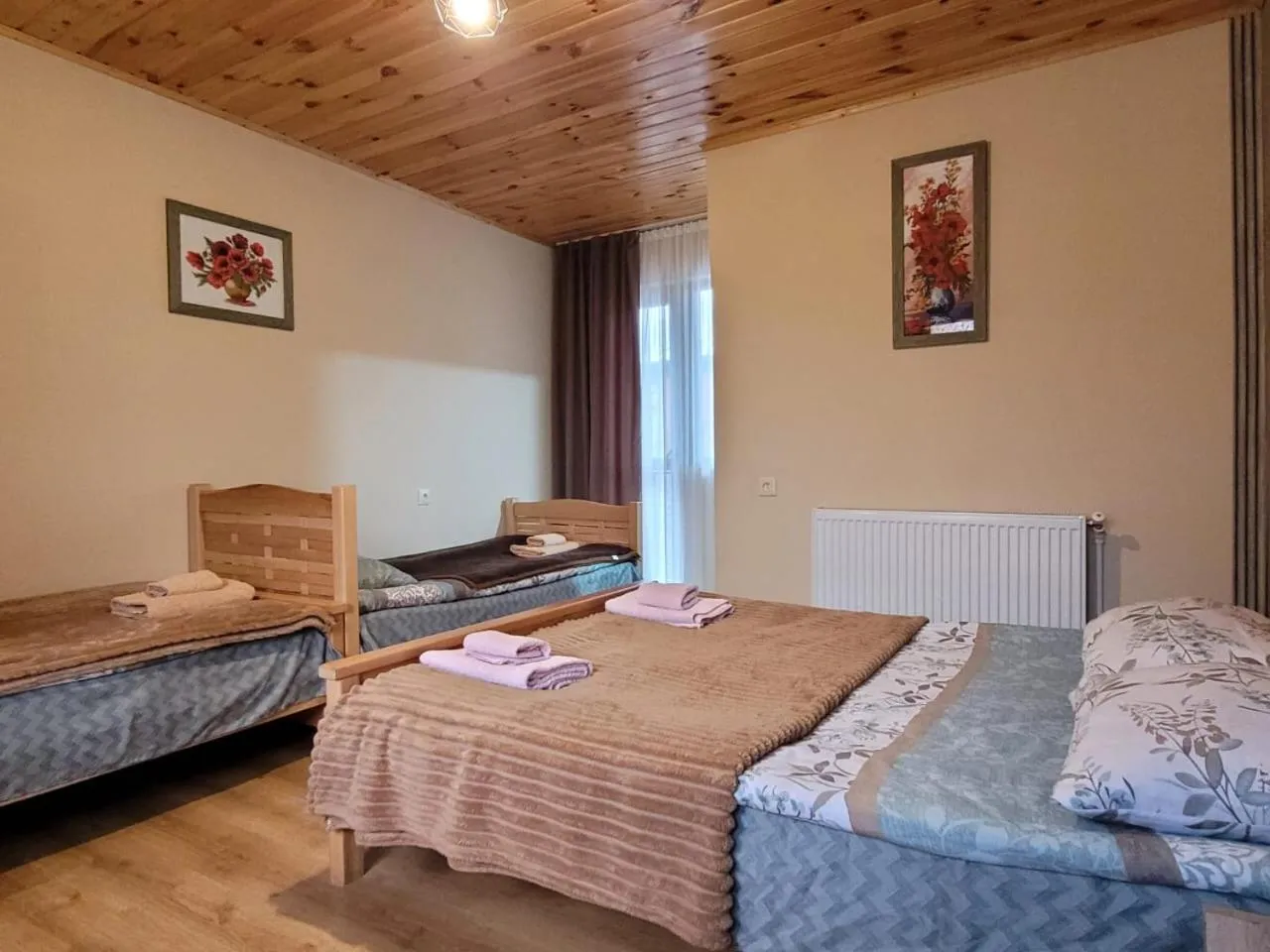 Family Room with Private Bathroom in Guesthouse Venera