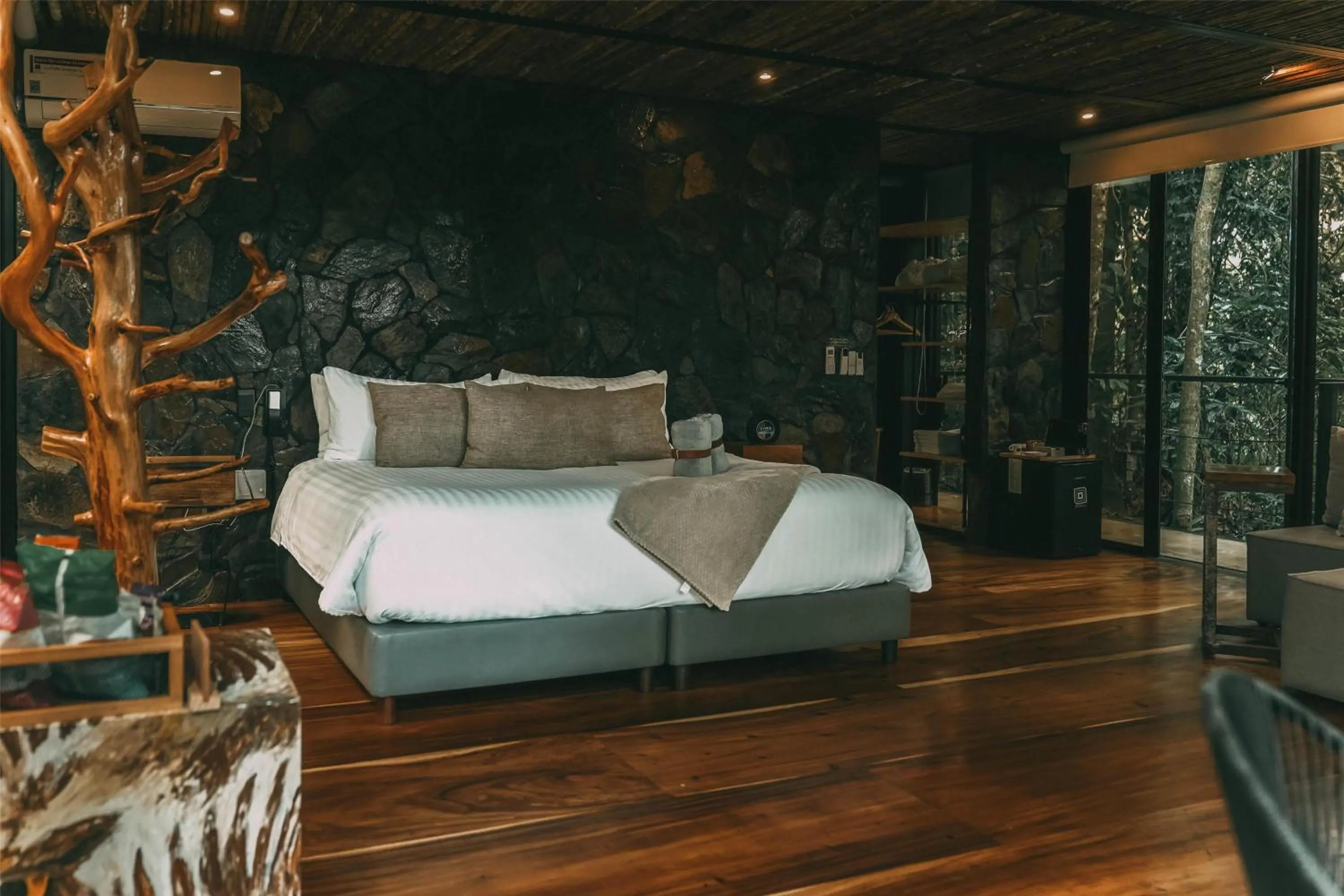 Bedroom, Bed in Bio Habitat Hotel, AKEN SOUL Collection