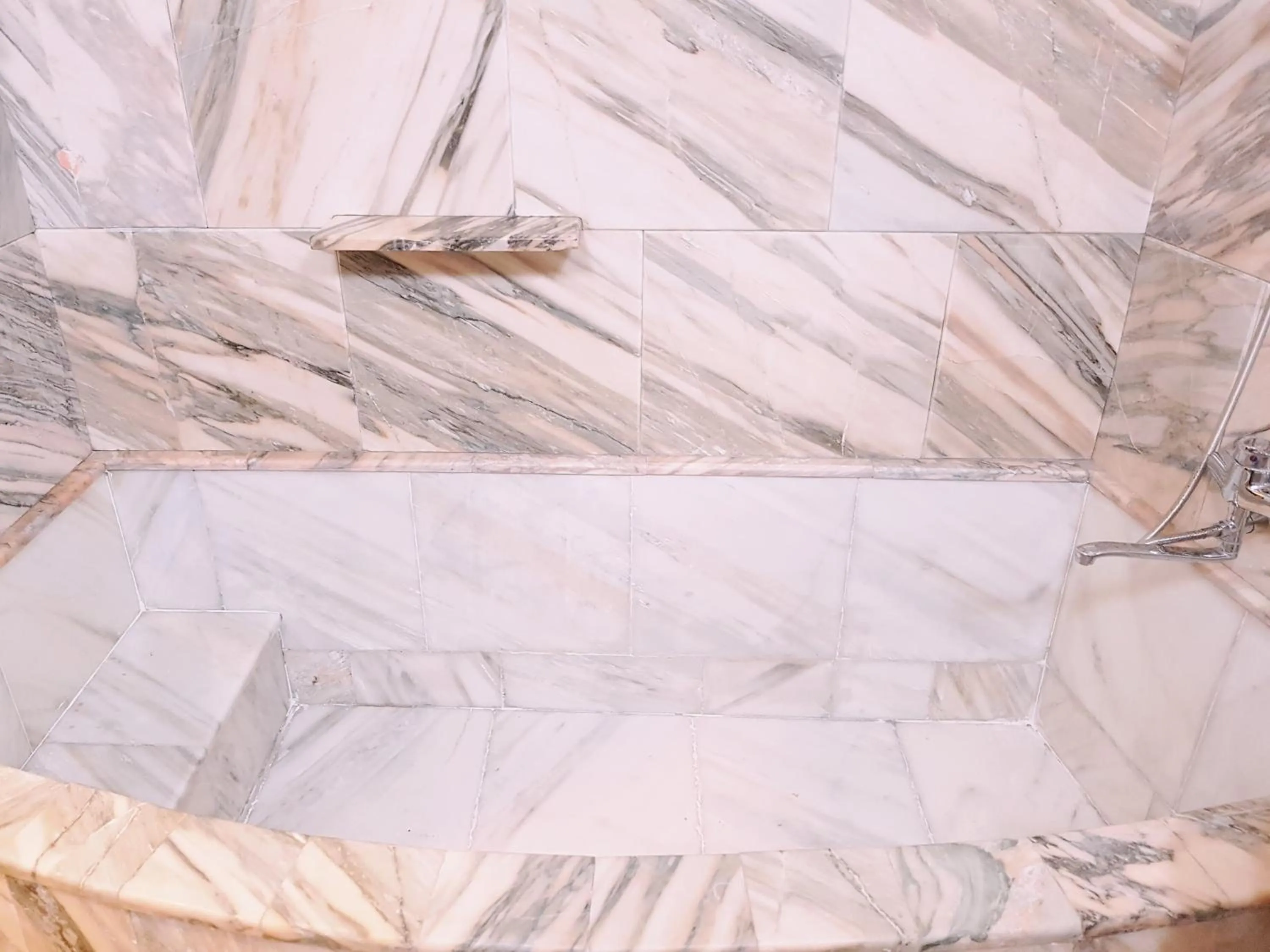 Bathroom in Hotel Classic