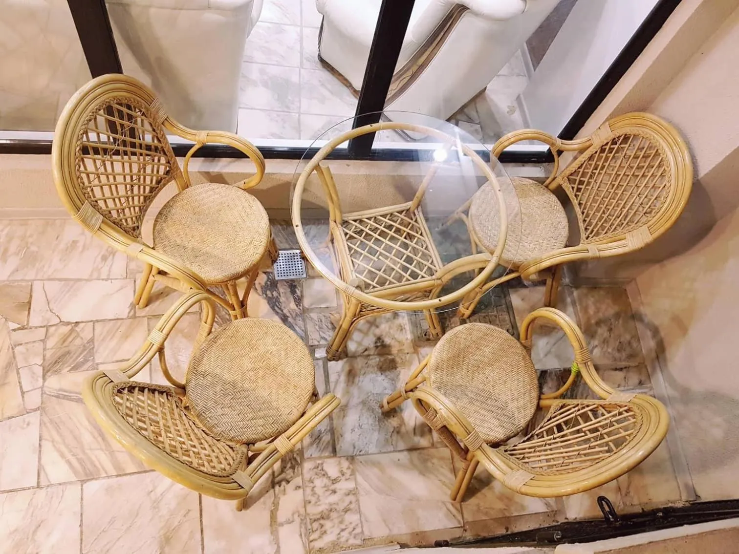 Seating area in Hotel Classic