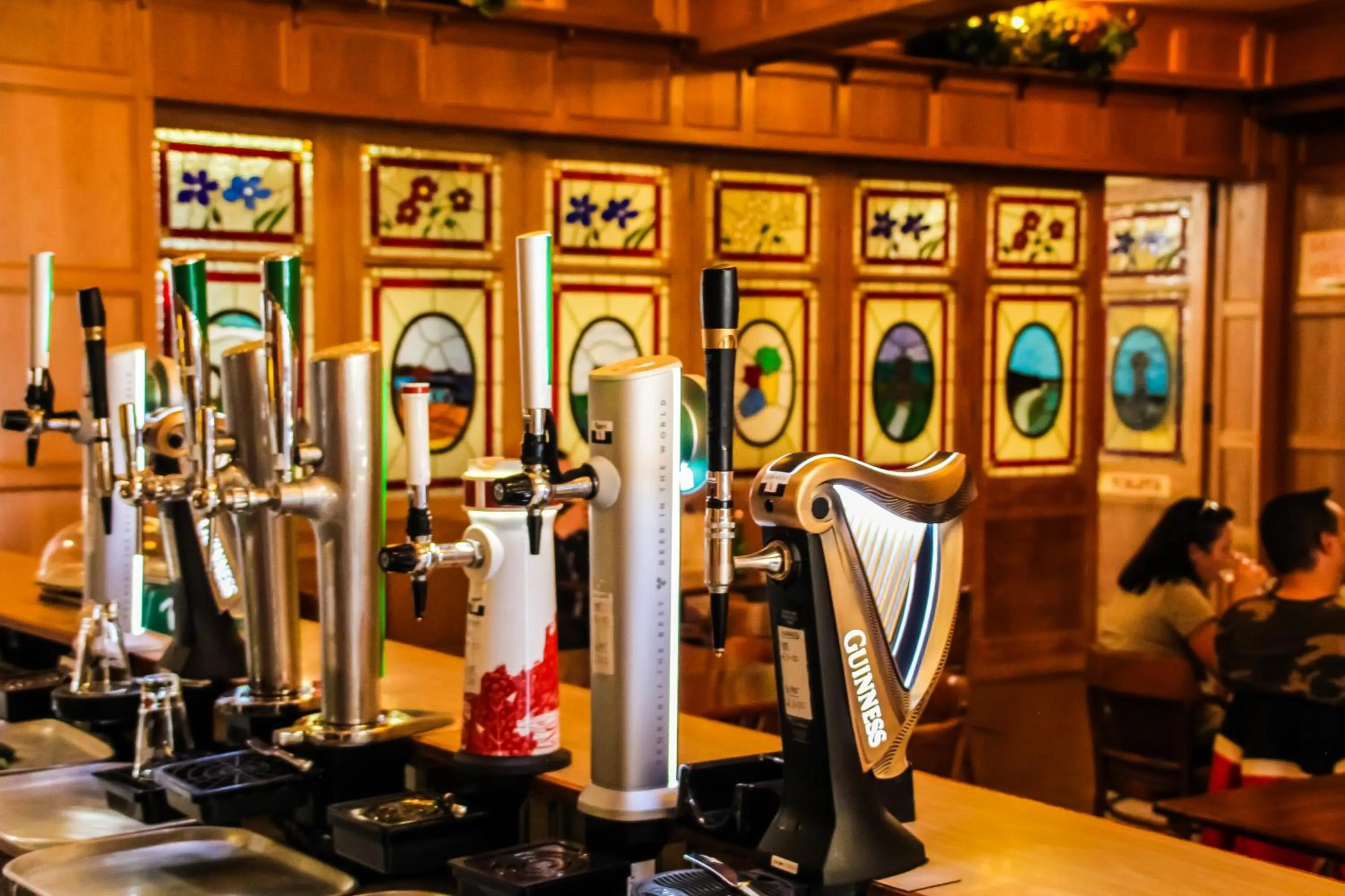 Restaurant/places to eat in Rathbaun Hotel