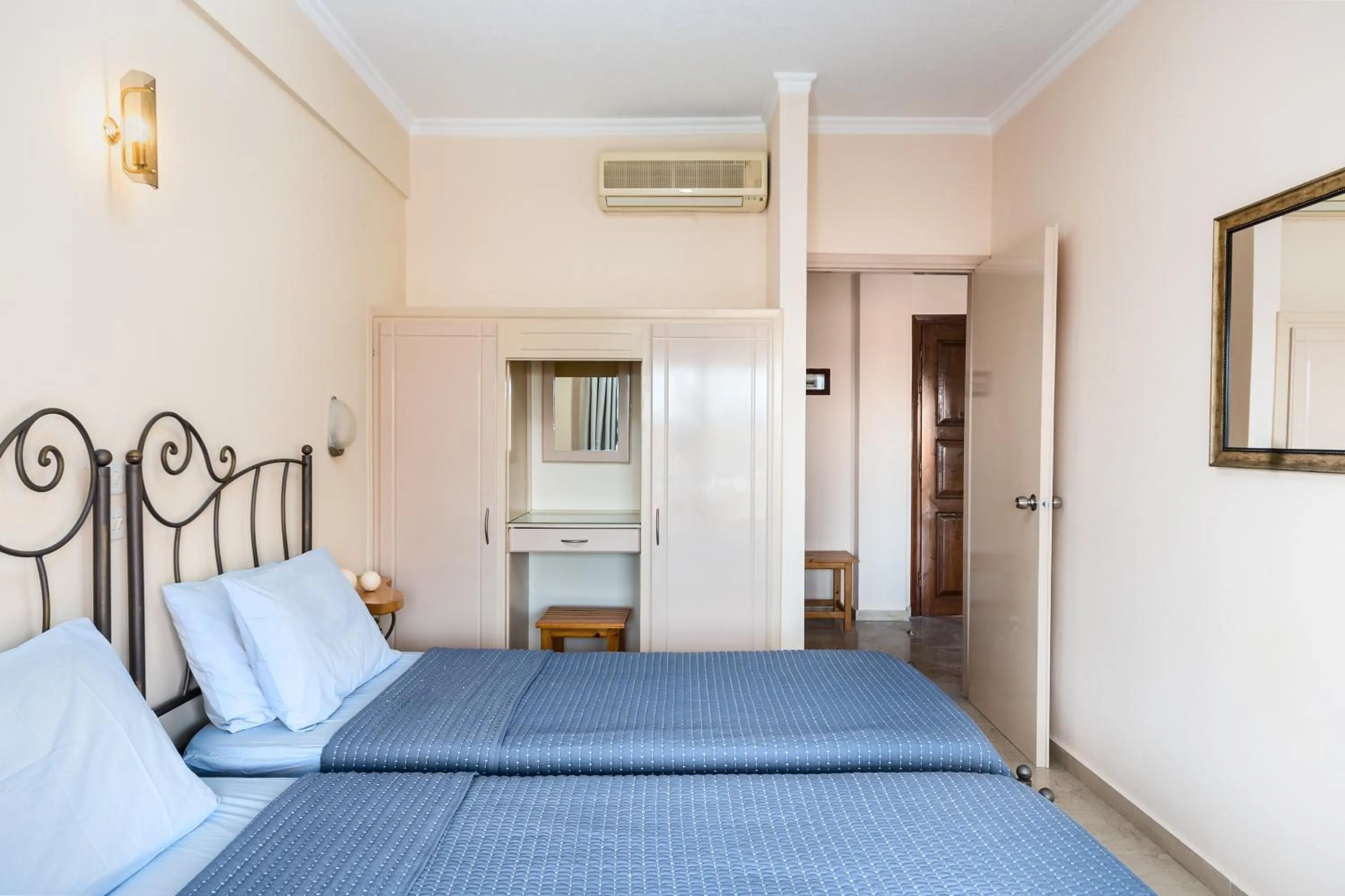 Bed in Marietta's Resort by Konnect, Gouvia Corfu