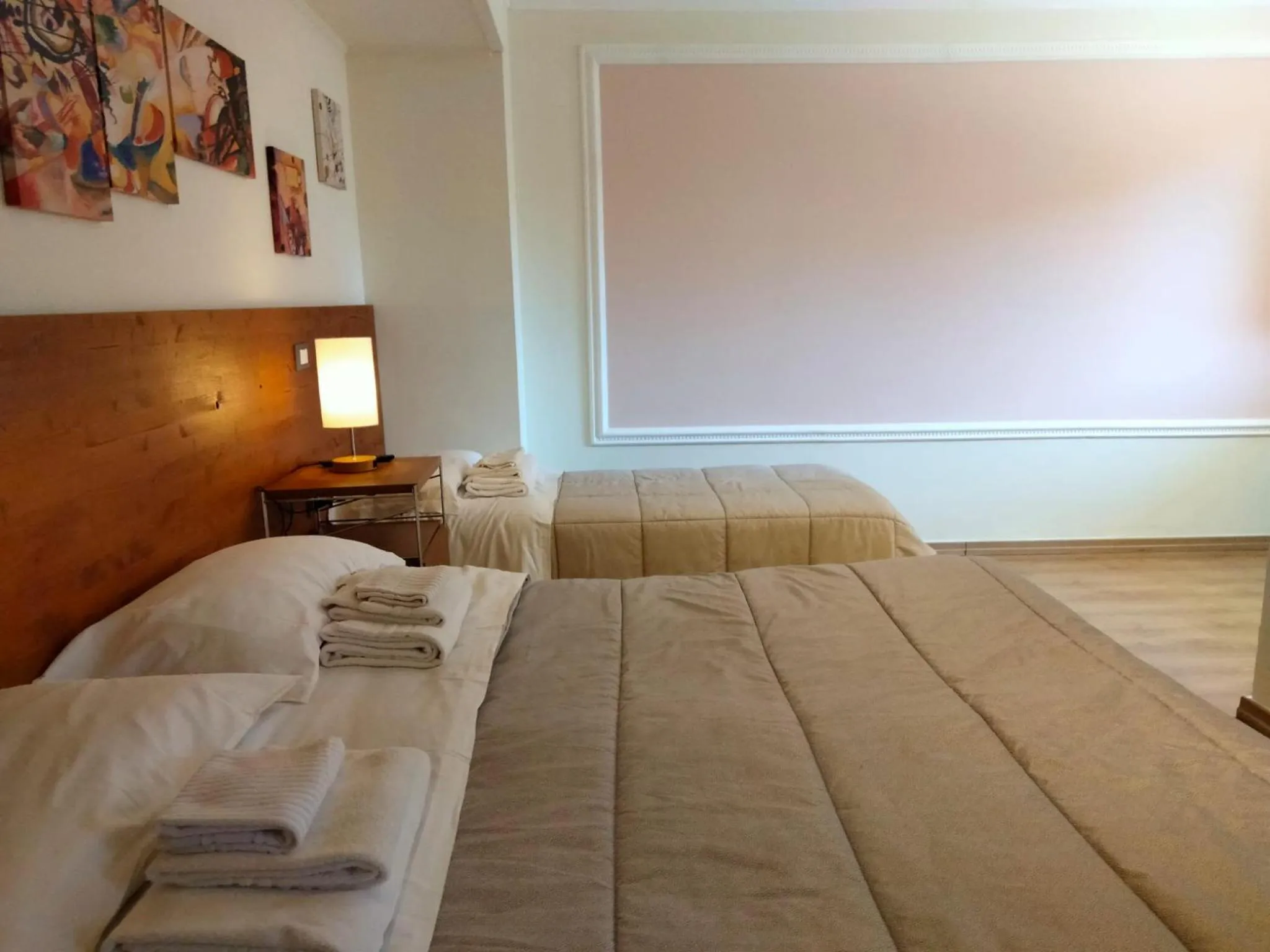 Bedroom, Bed in Camaga