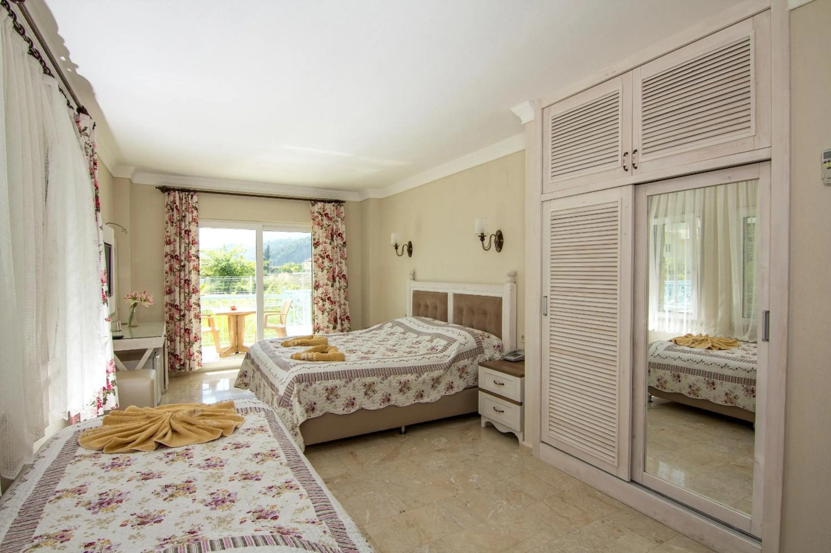 Bedroom in Dalyan Basar Hotel