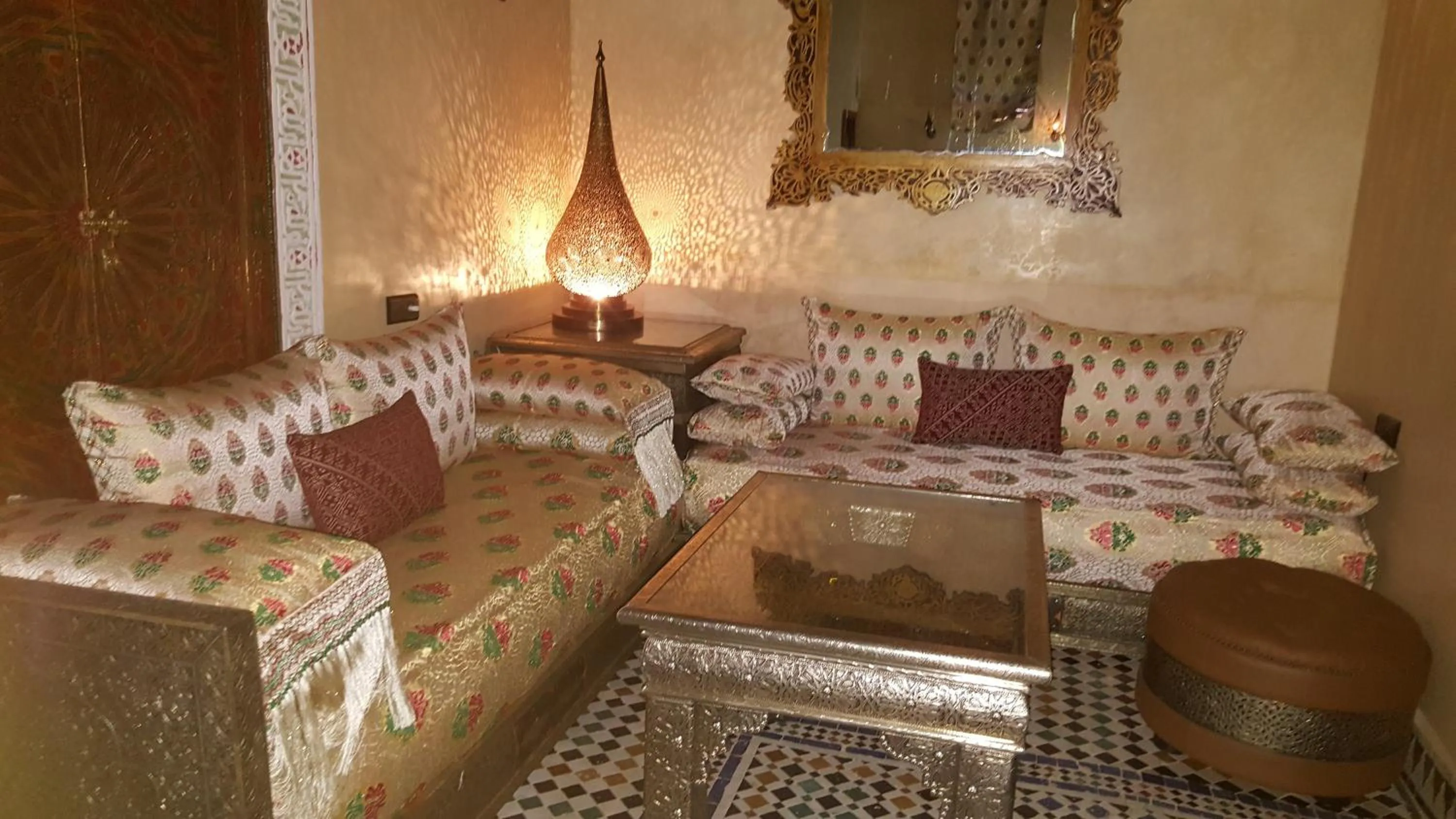 Suite in Riad Mama H&K