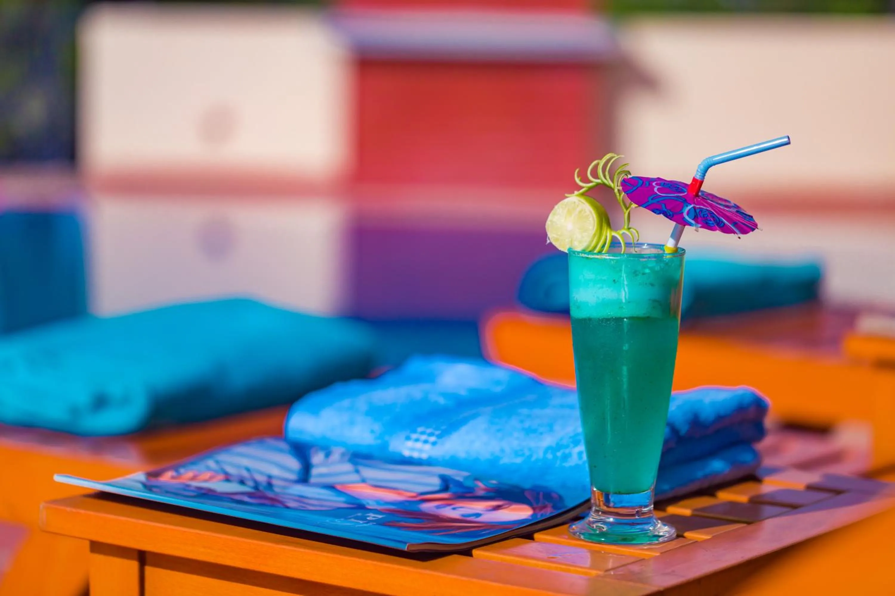 Swimming pool in Hotel Grand Park Barishal