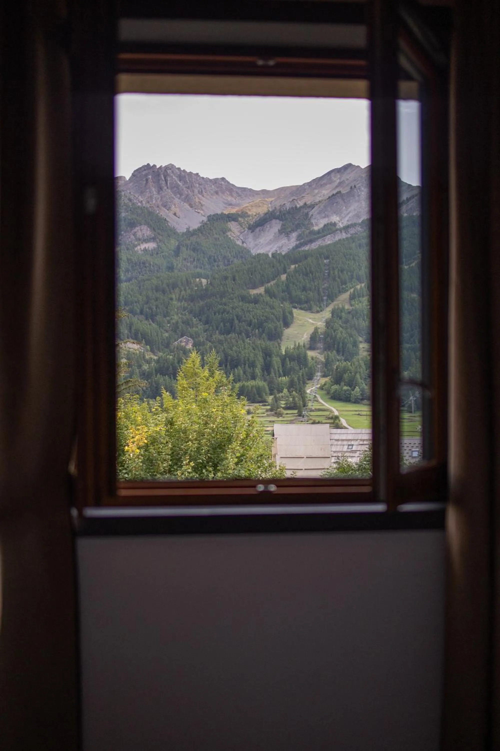 Natural landscape in Hôtel Restaurant Le Monêtier