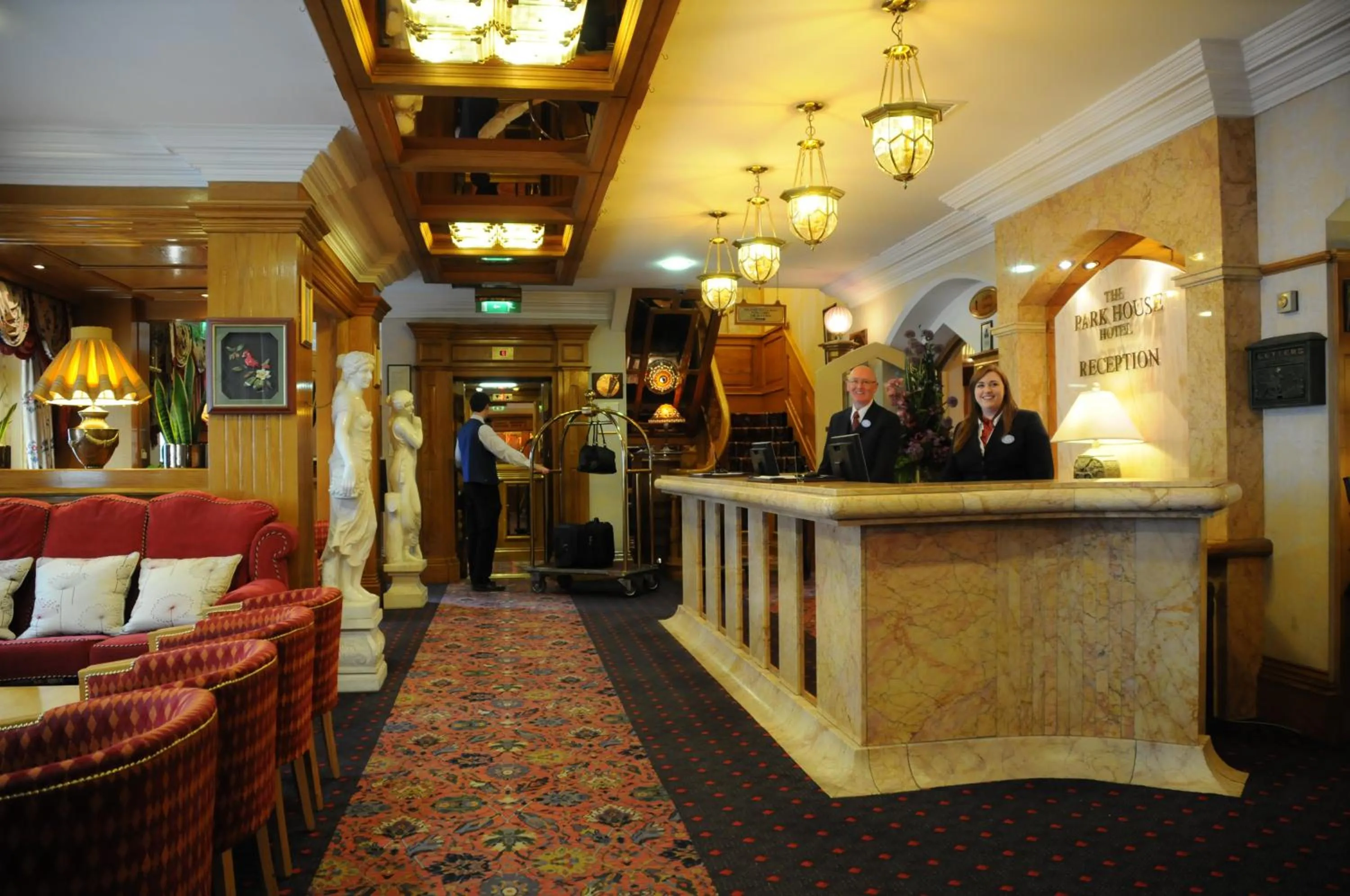 Lobby or reception in Park House Hotel