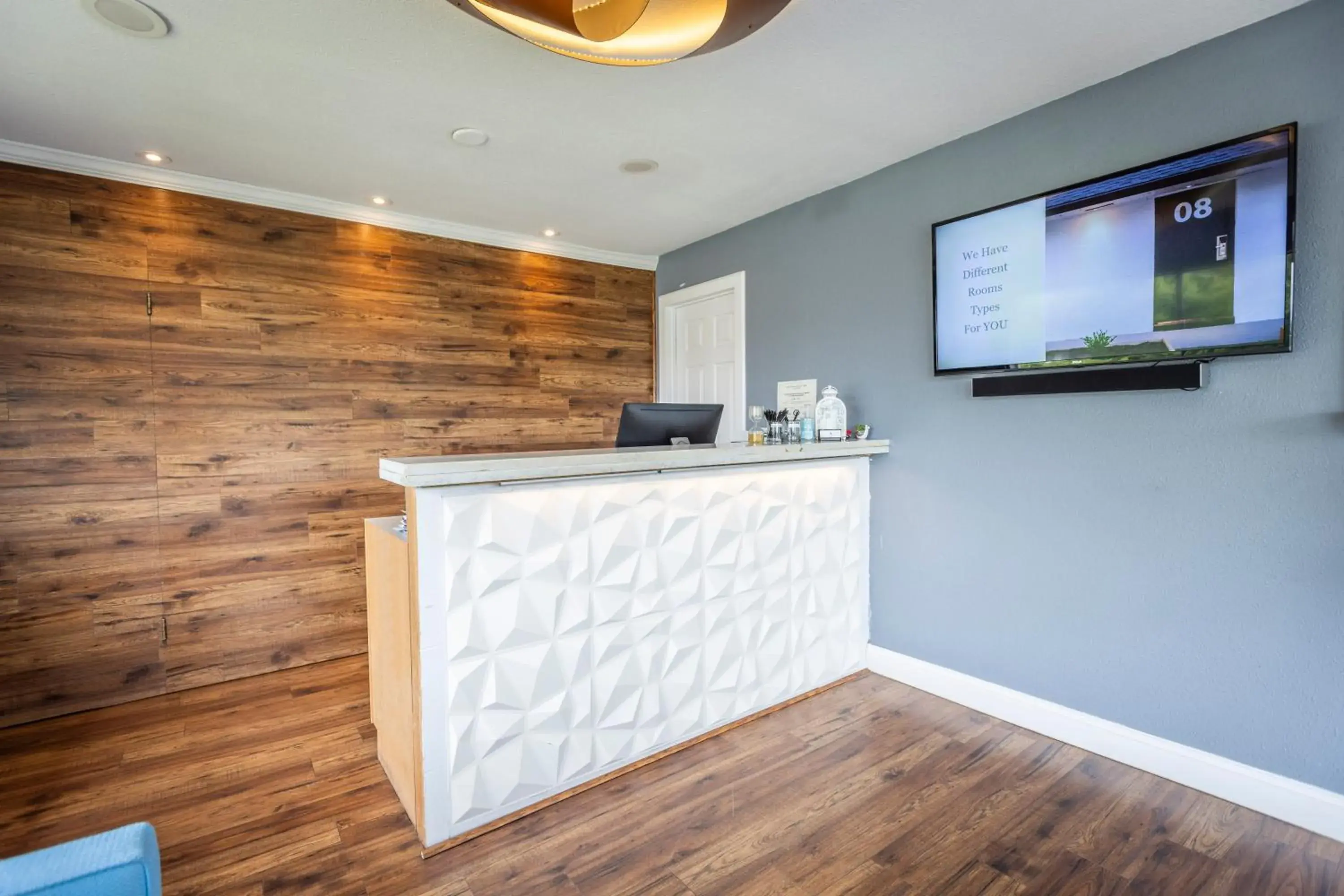 Lobby or reception in Butler Inn Lobby or reception in Butler Inn