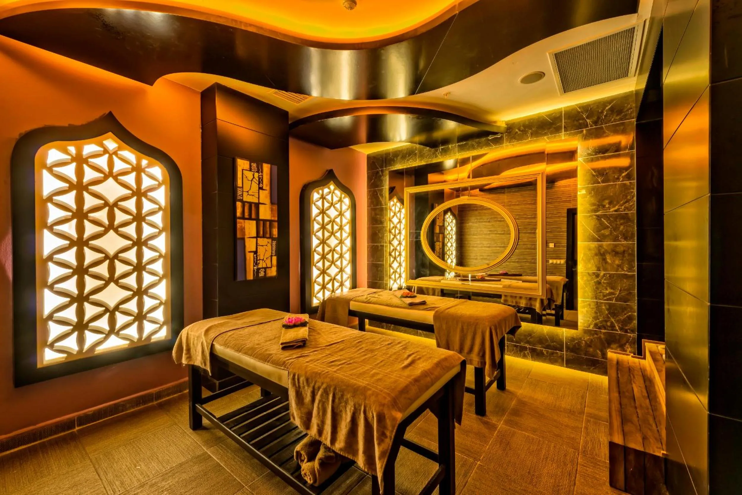 Massage in Serenis Hotel