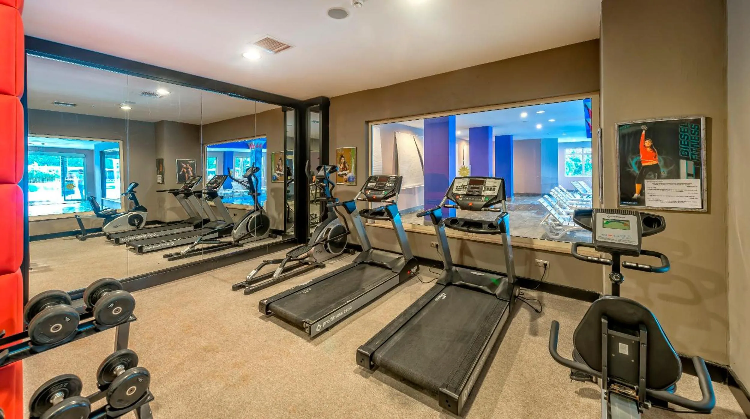 Fitness centre/facilities in Serenis Hotel