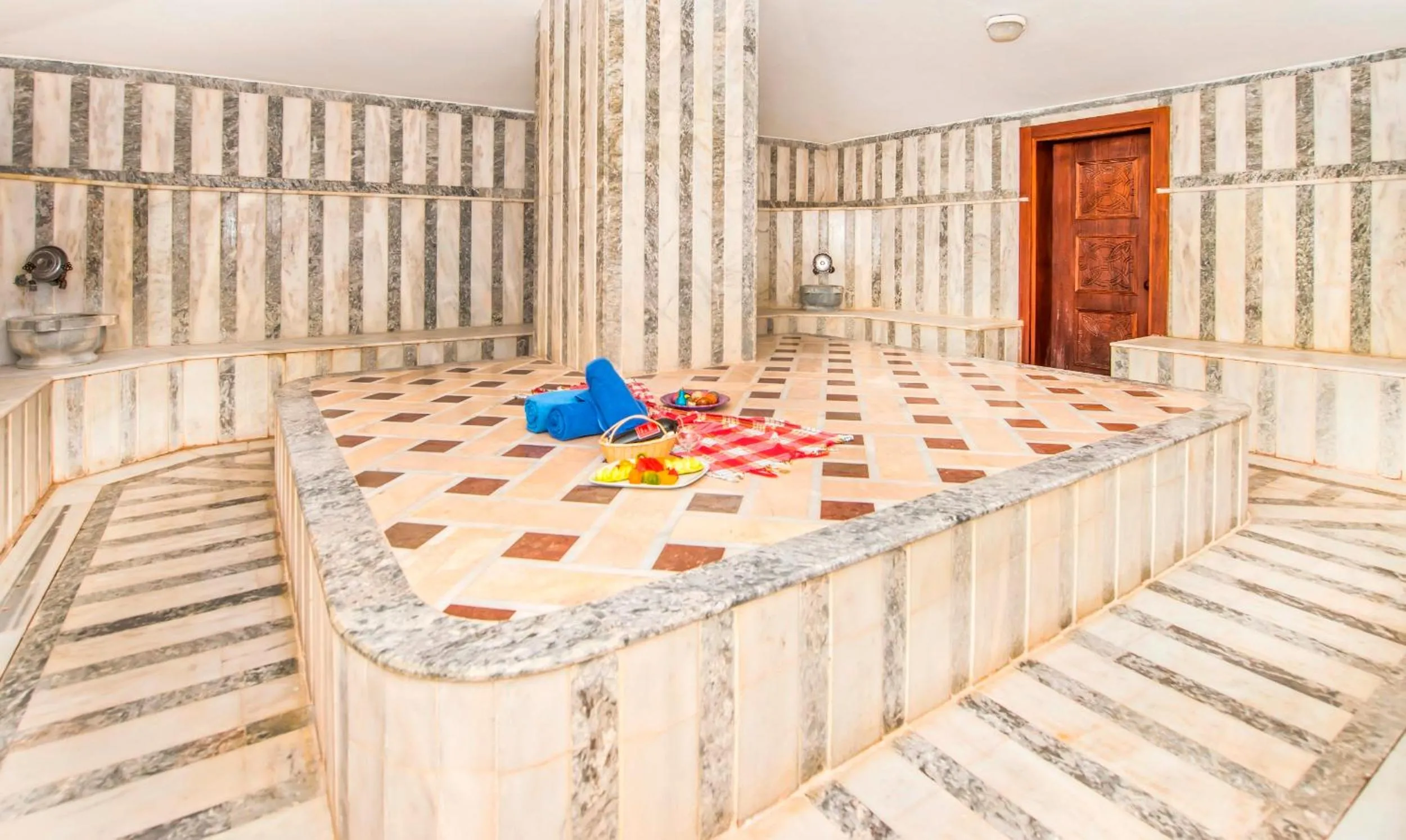 Spa and wellness centre/facilities in Serenis Hotel