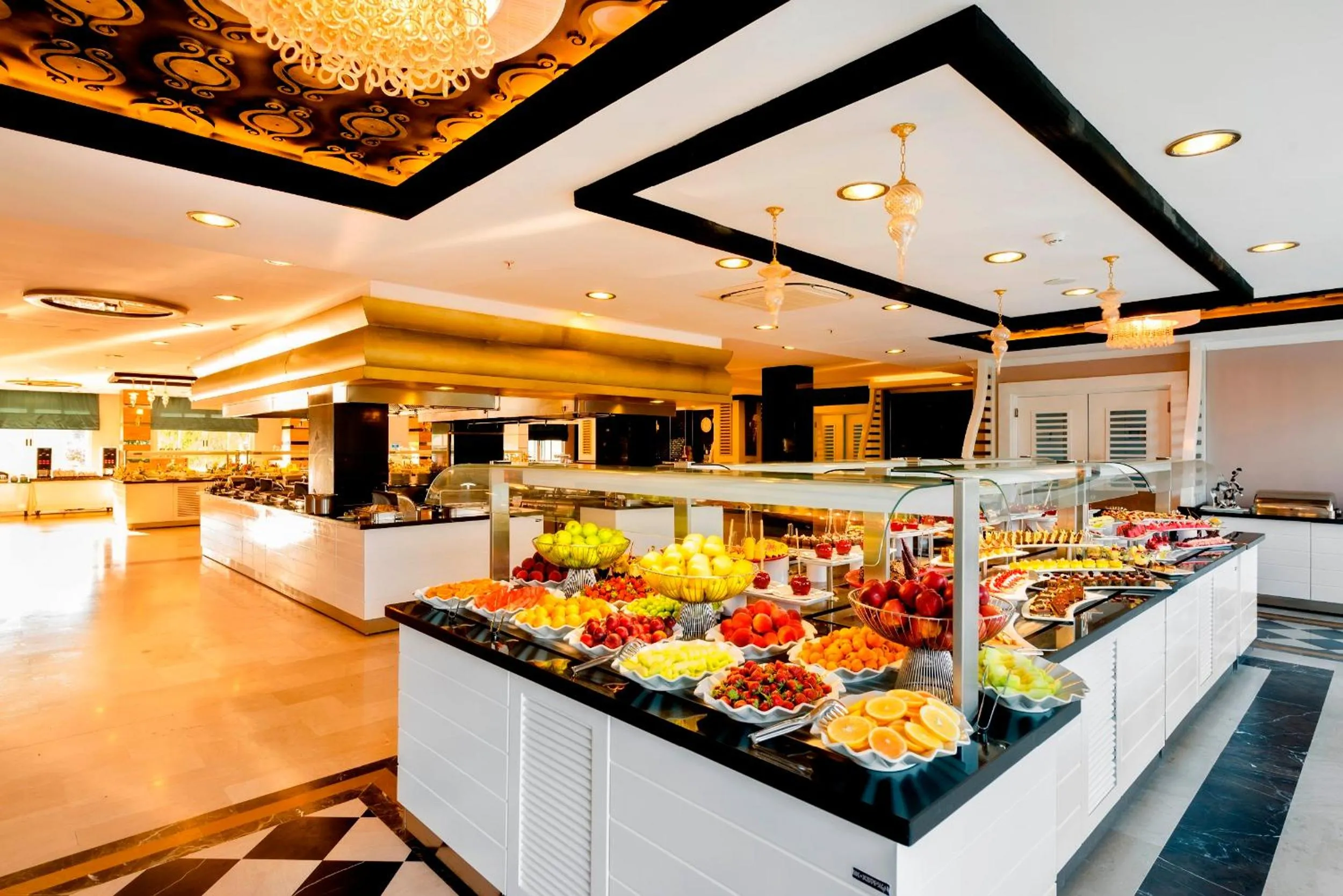 Kitchen or kitchenette in Serenis Hotel