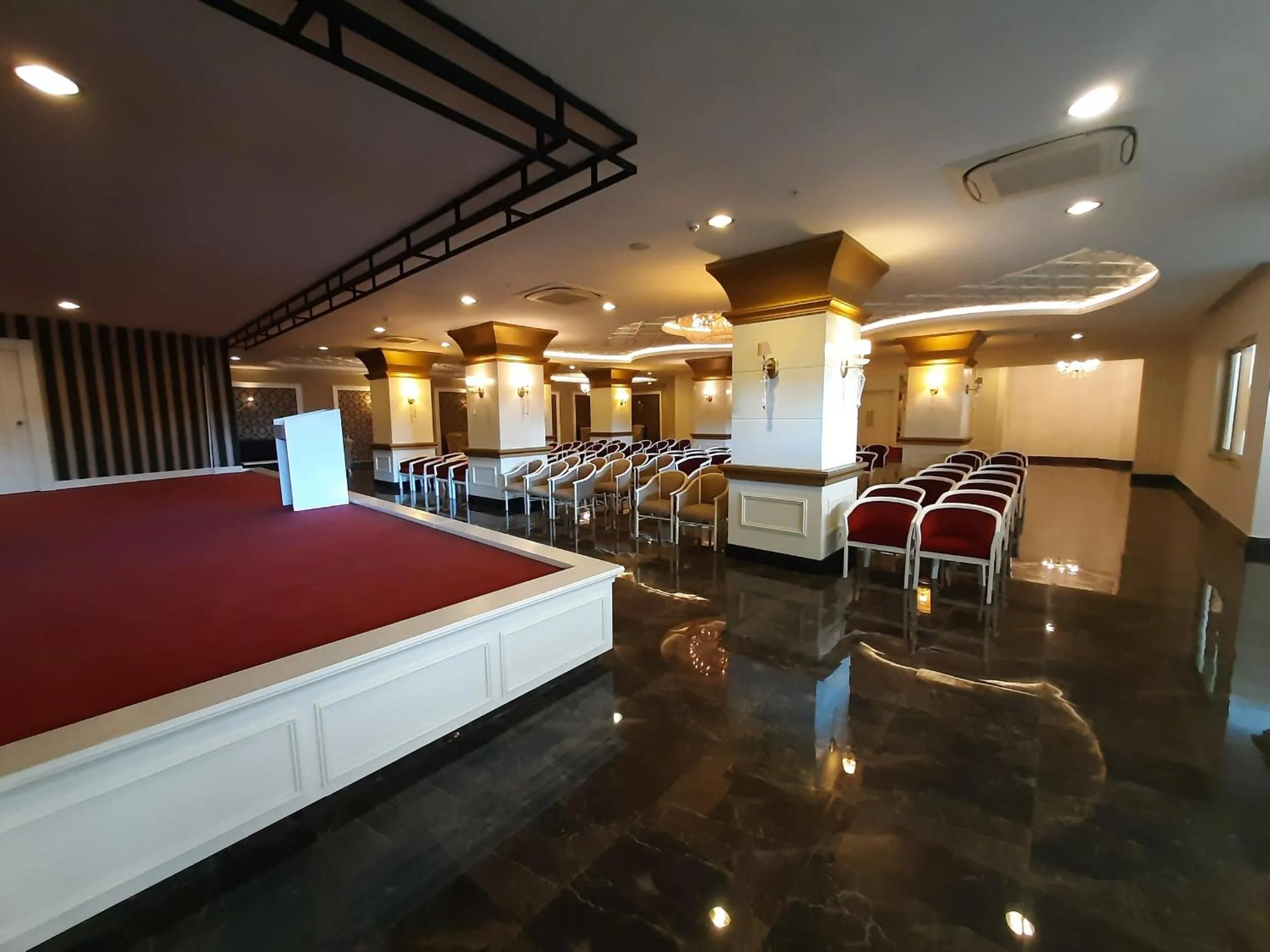 Photo of the whole room in Serenis Hotel