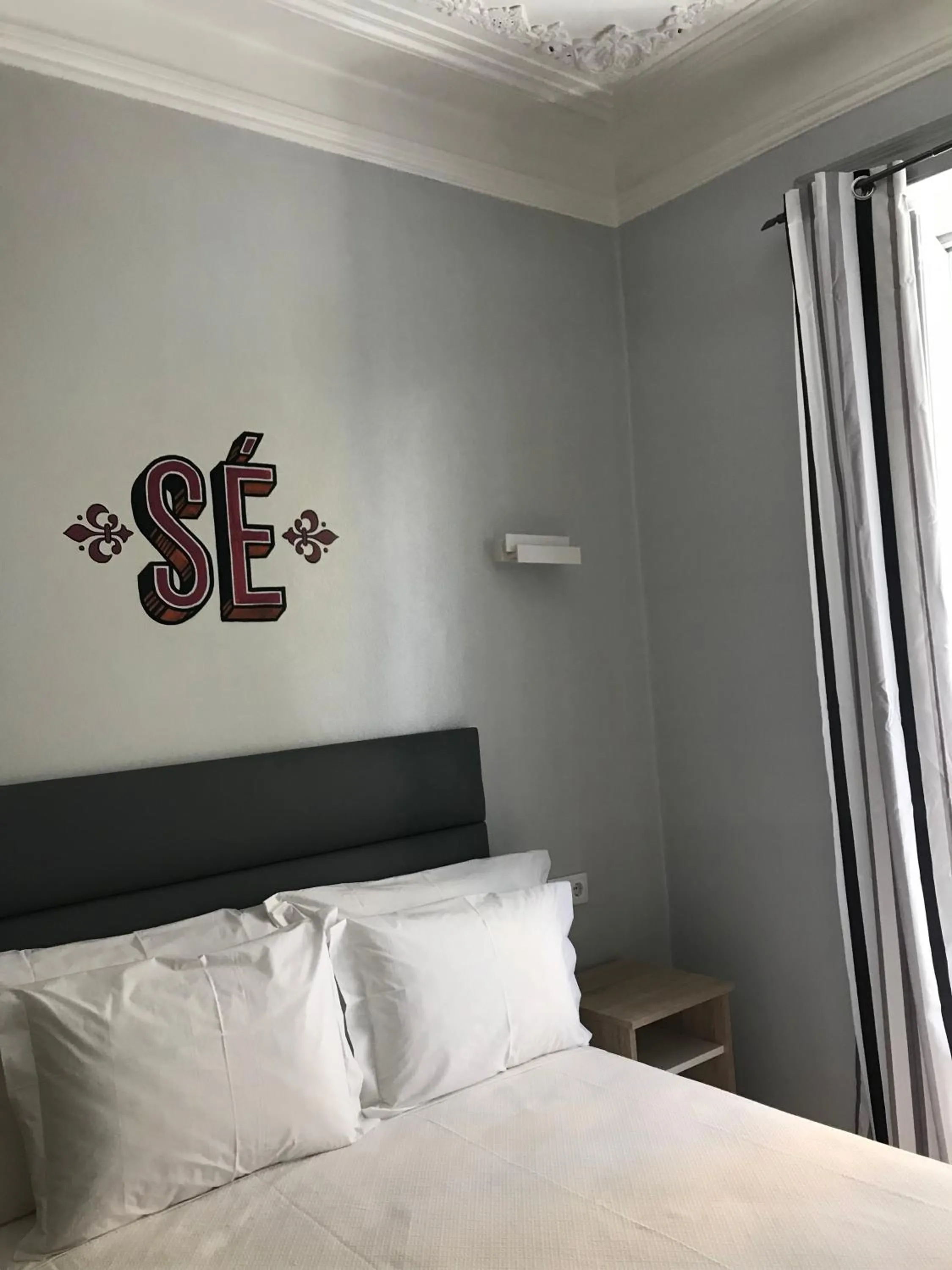 Bedroom, Bed in O Elétrico Guesthouse