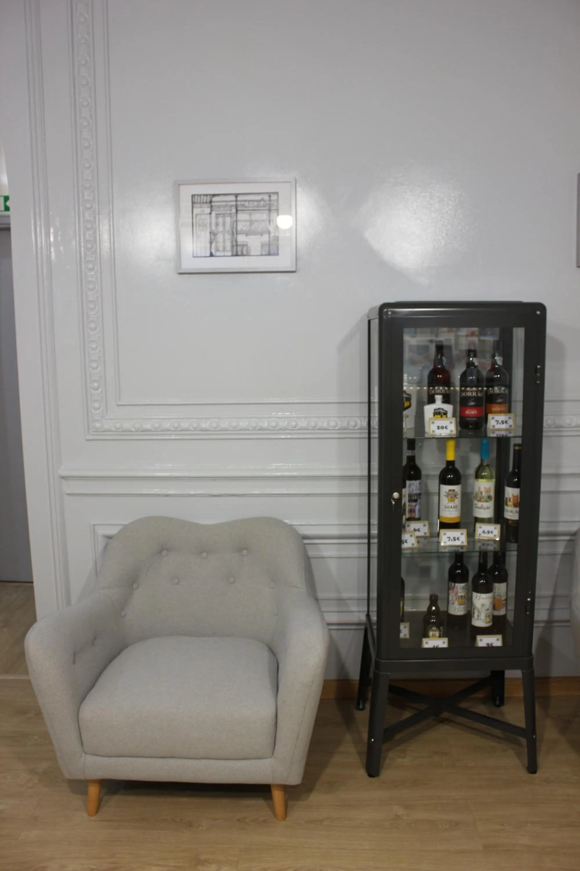 Seating area in O Elétrico Guesthouse