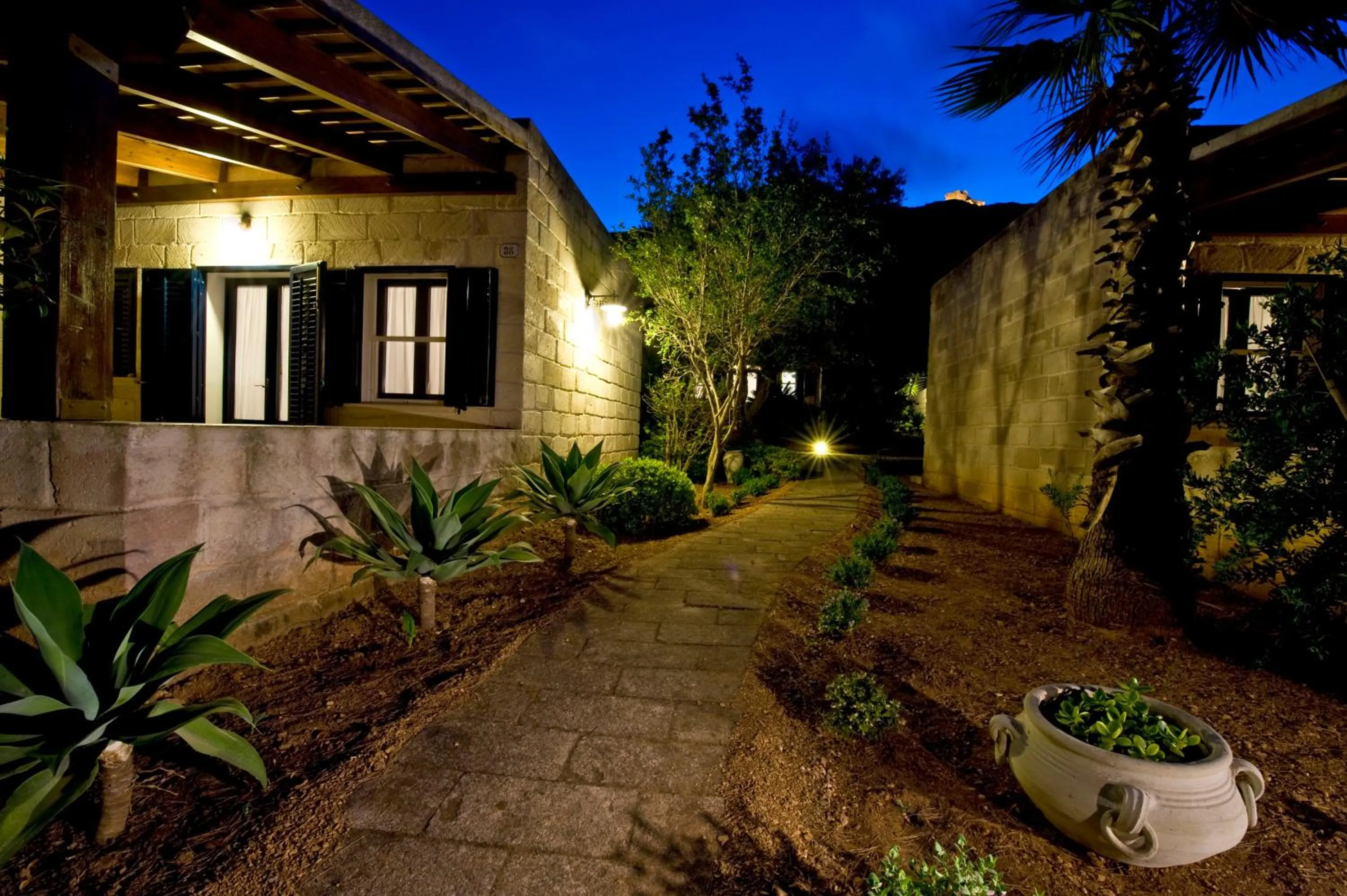 Facade/entrance in Miramare Residence