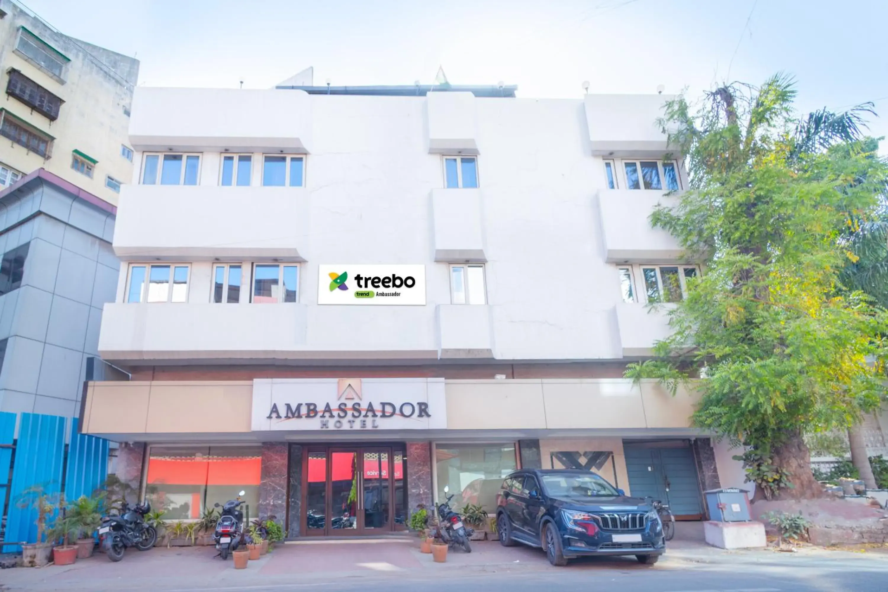 Facade/entrance in Treebo Ambassador Facade/entrance in Treebo Ambassador