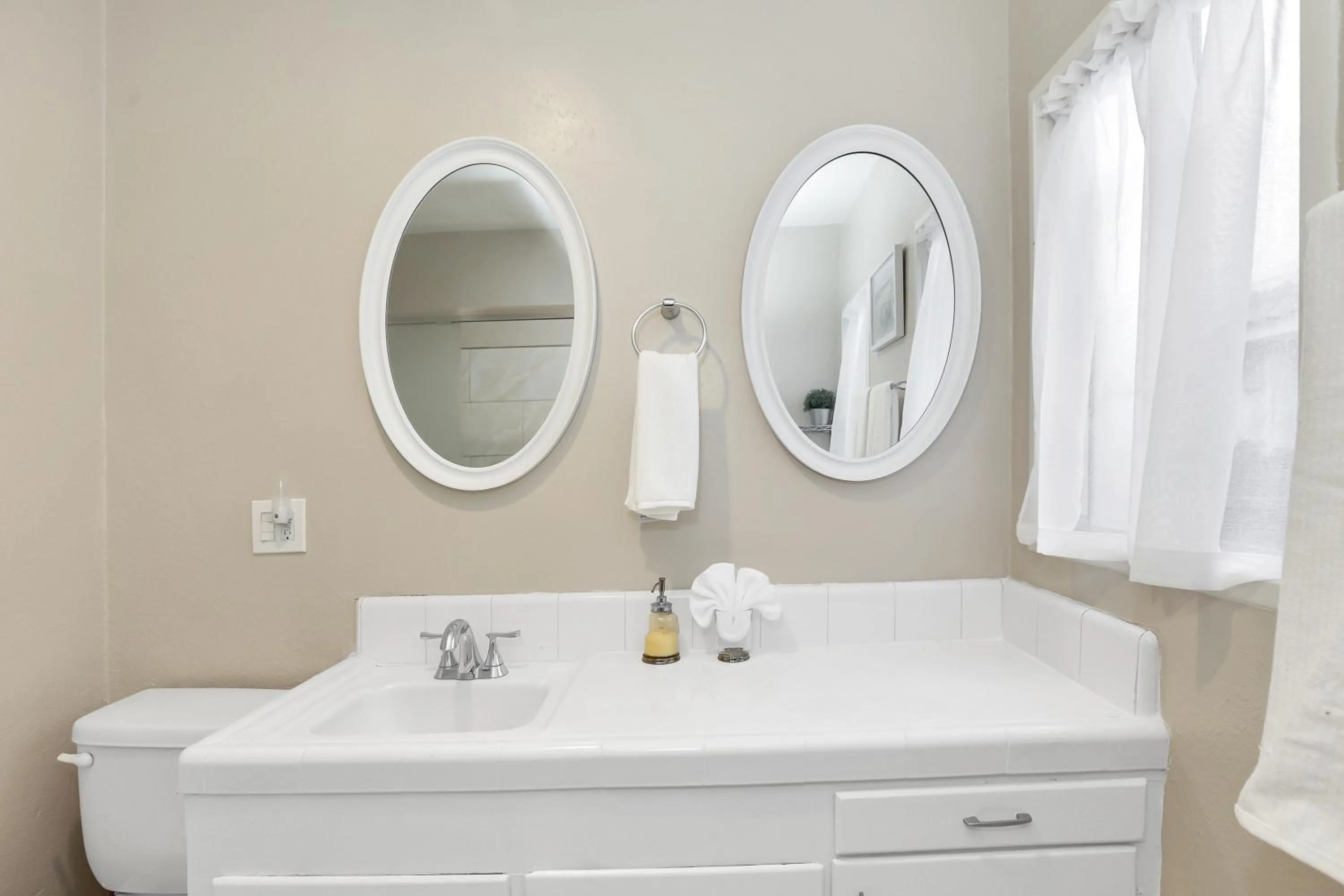 Bathroom in Long Beach House