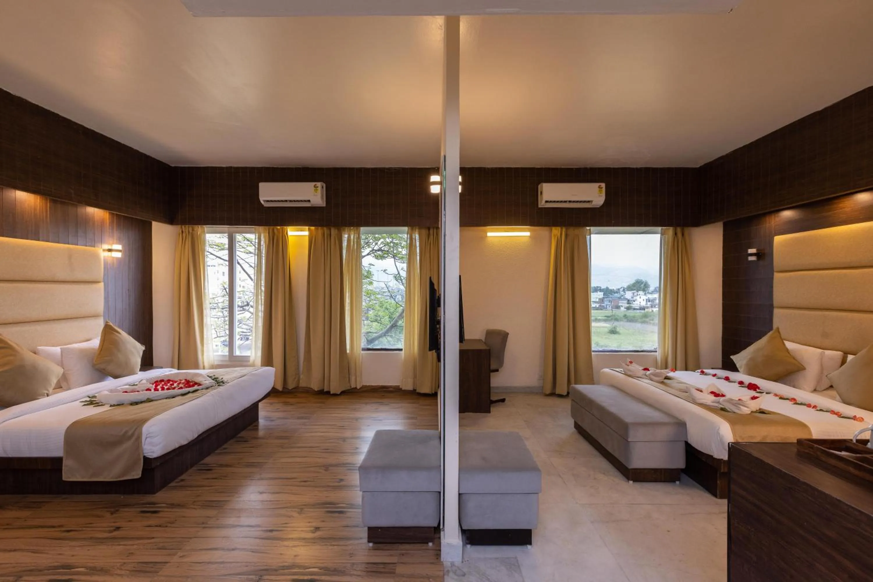 Bed in Pride Premier Solitaire