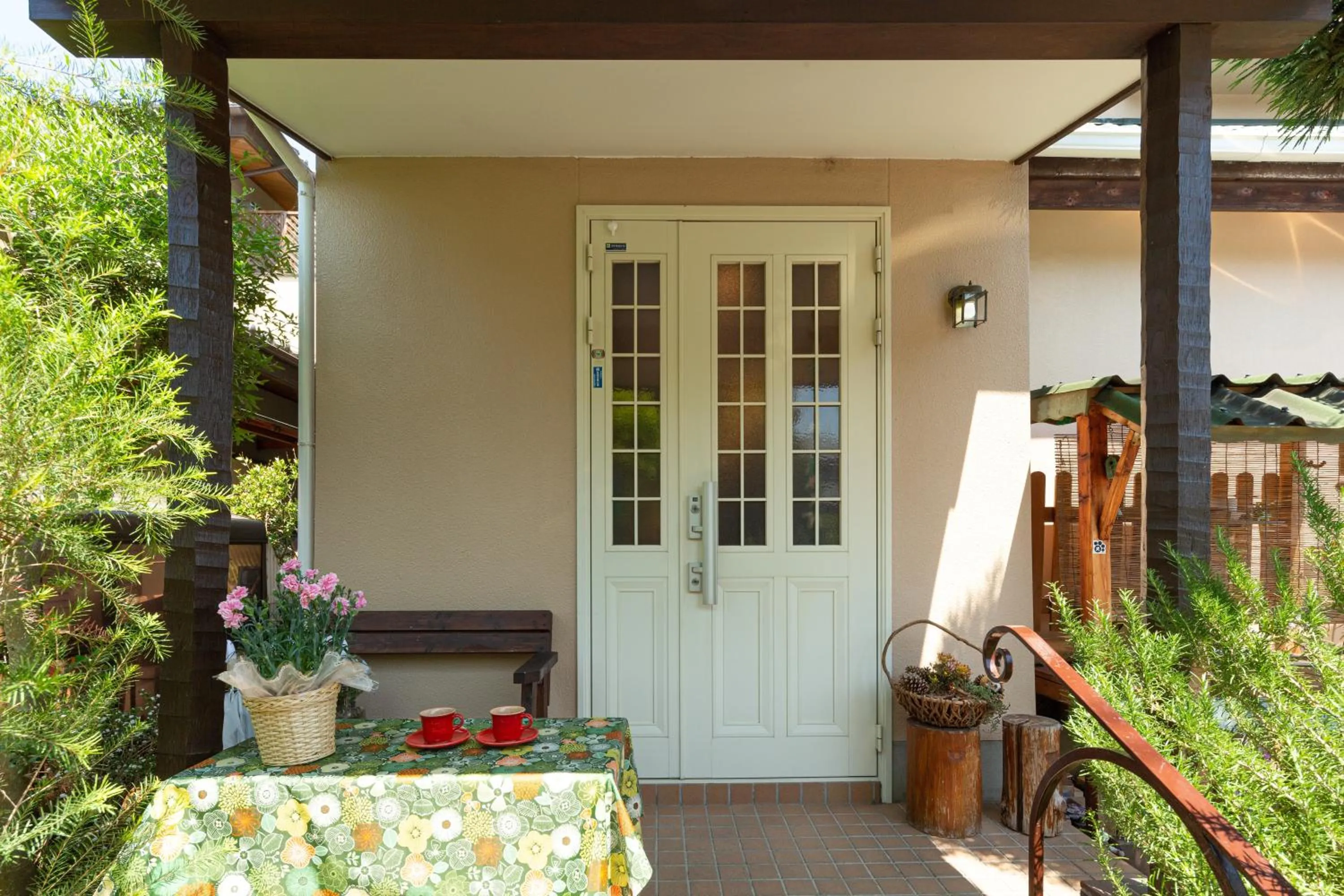 Facade/entrance in AbbeyRoad Inn Seika