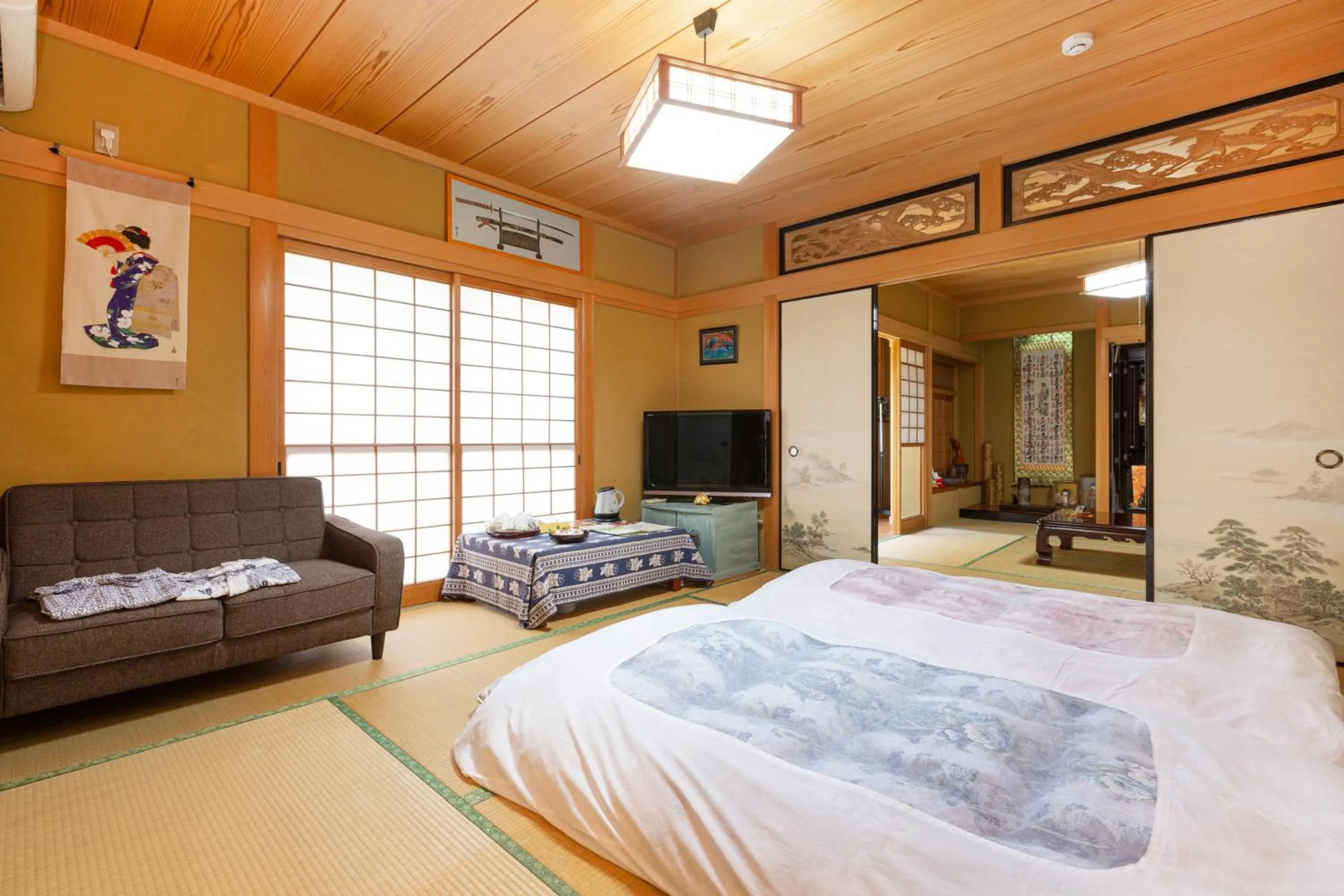 Bed in AbbeyRoad Inn Seika