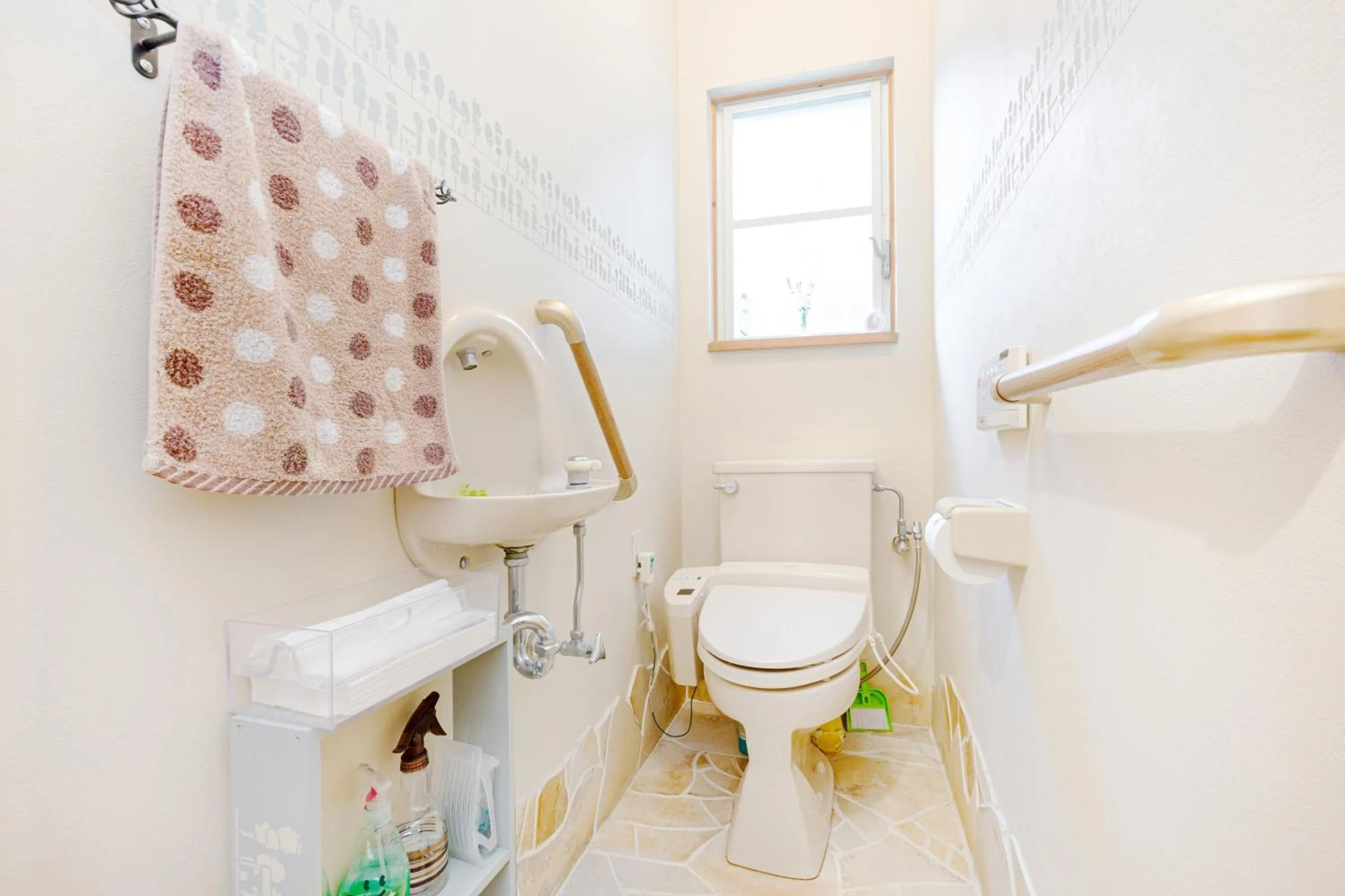 Toilet in AbbeyRoad Inn Seika