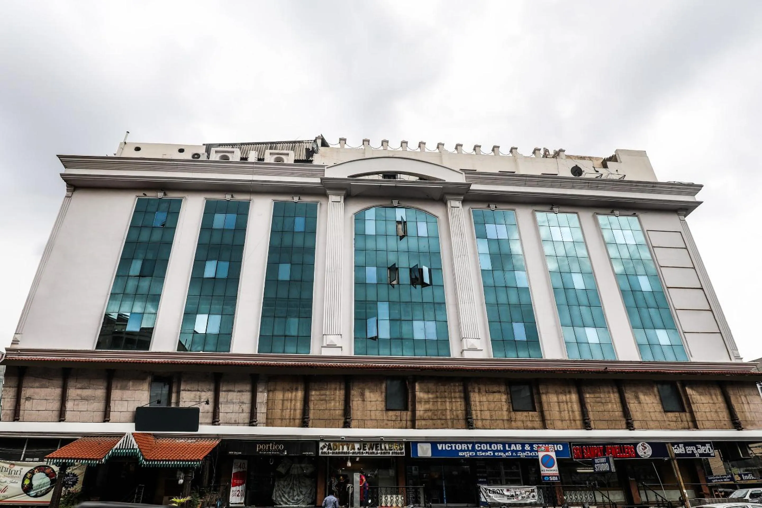 Facade/entrance in Hotel O Athithi Inn Near Hyderabad Central