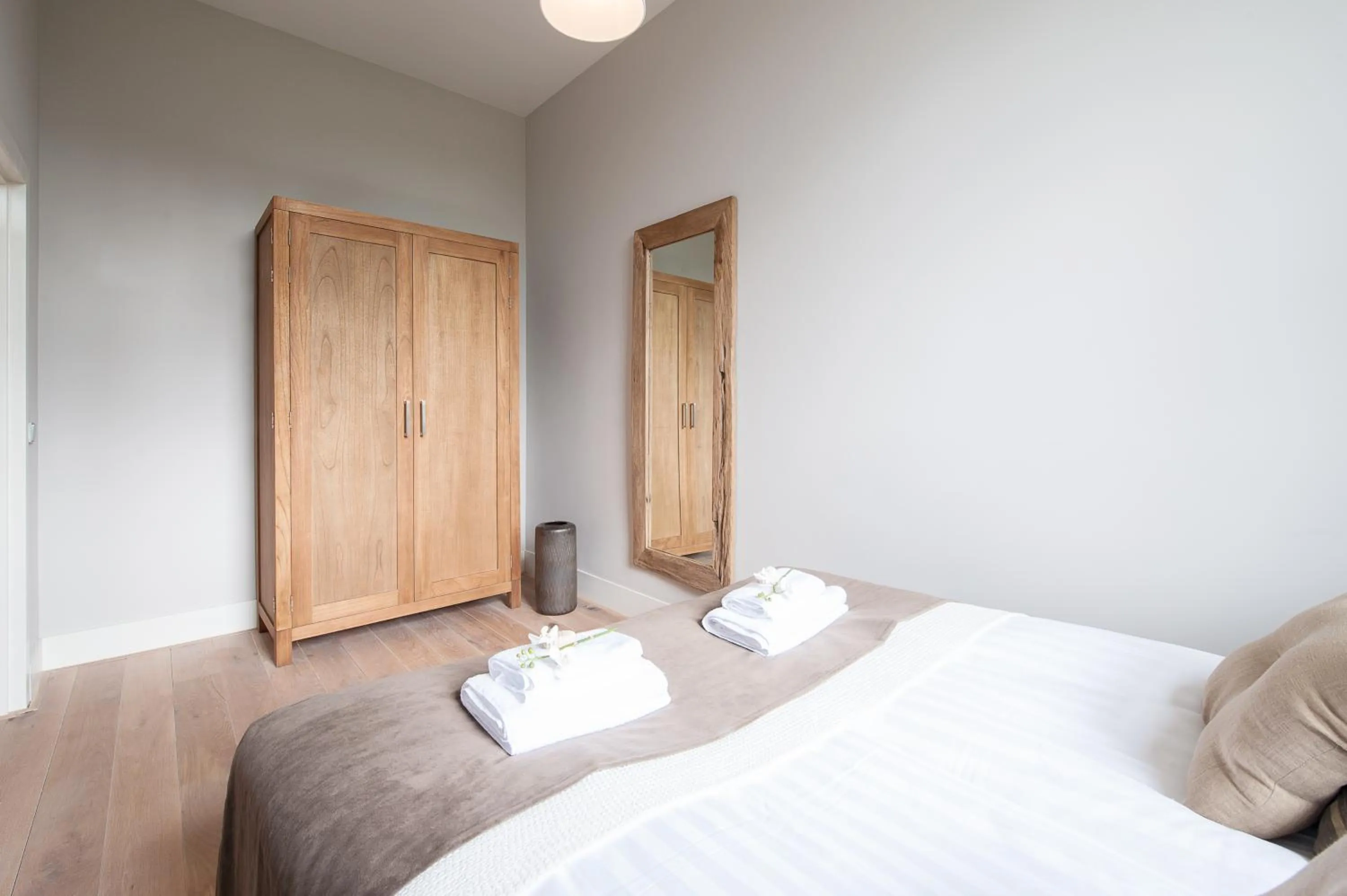 Bedroom, Bed in Museumpark Apartments