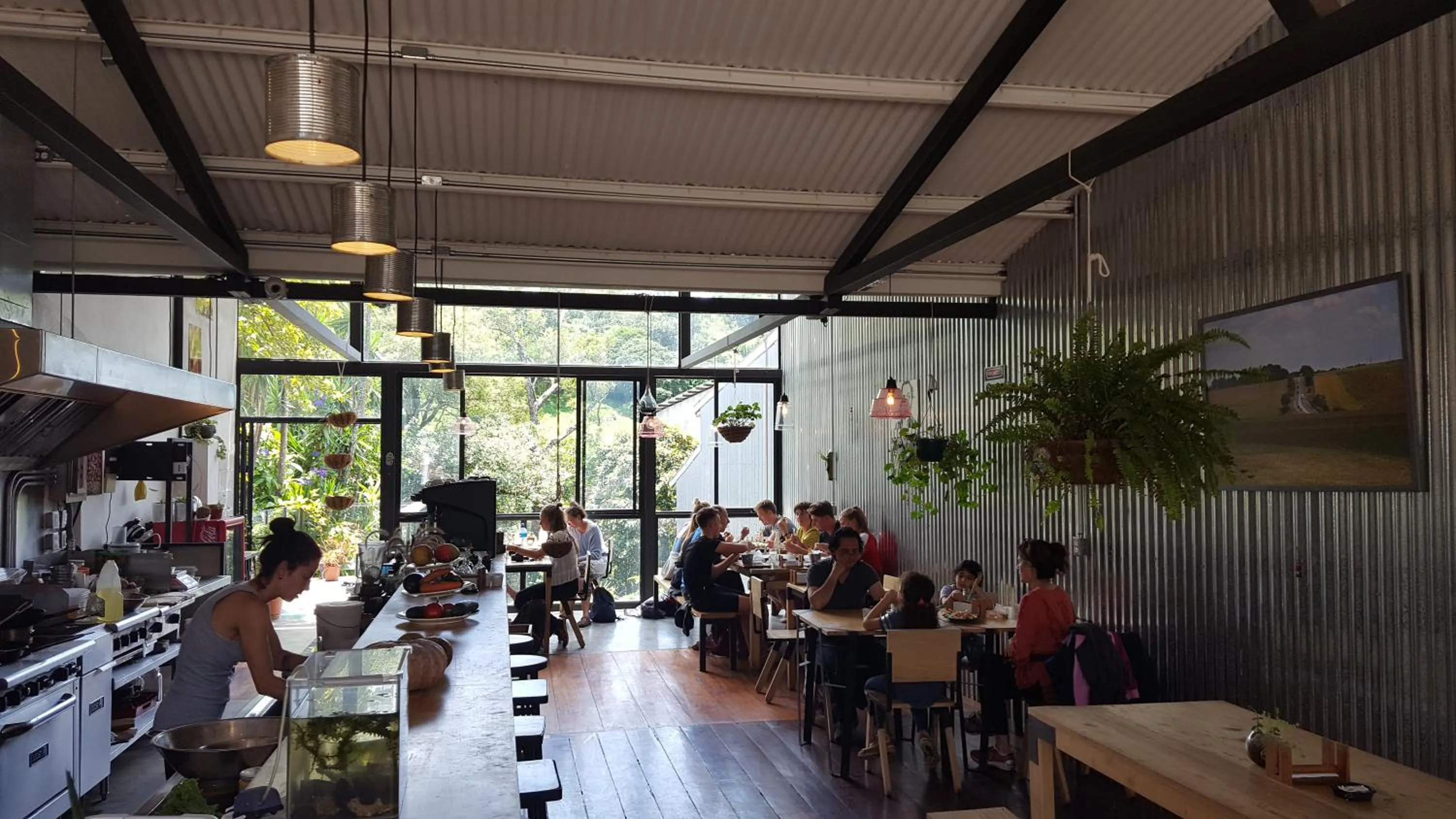 Restaurant/places to eat in OutBox Inn