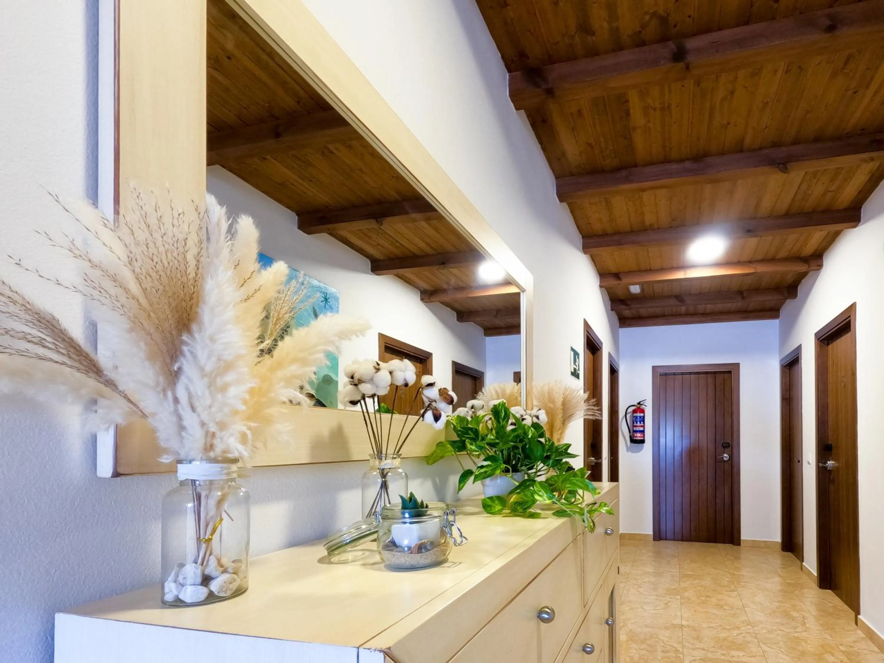 AROHAZ Hotel & Restaurante