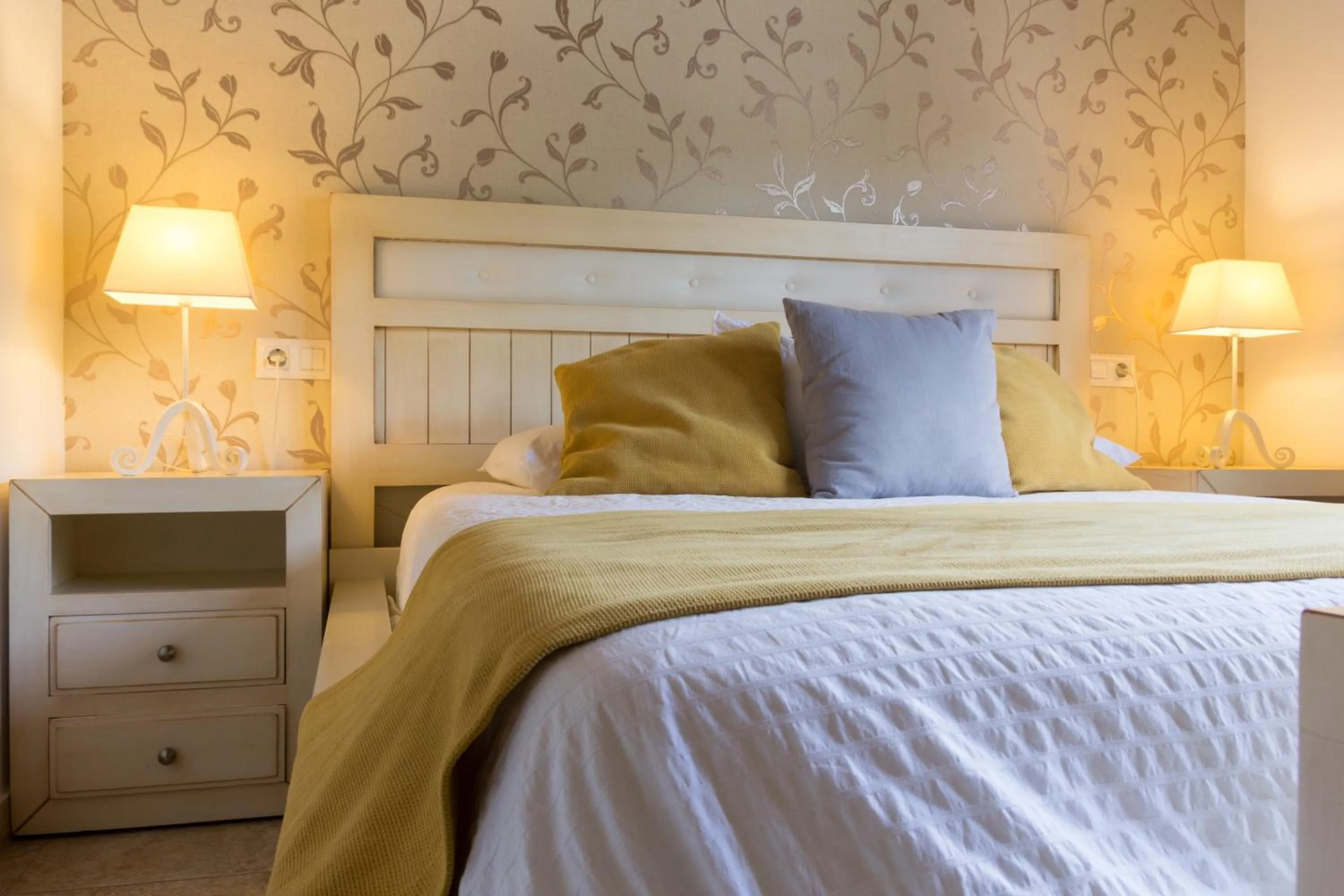 Bed in AROHAZ Hotel & Restaurante