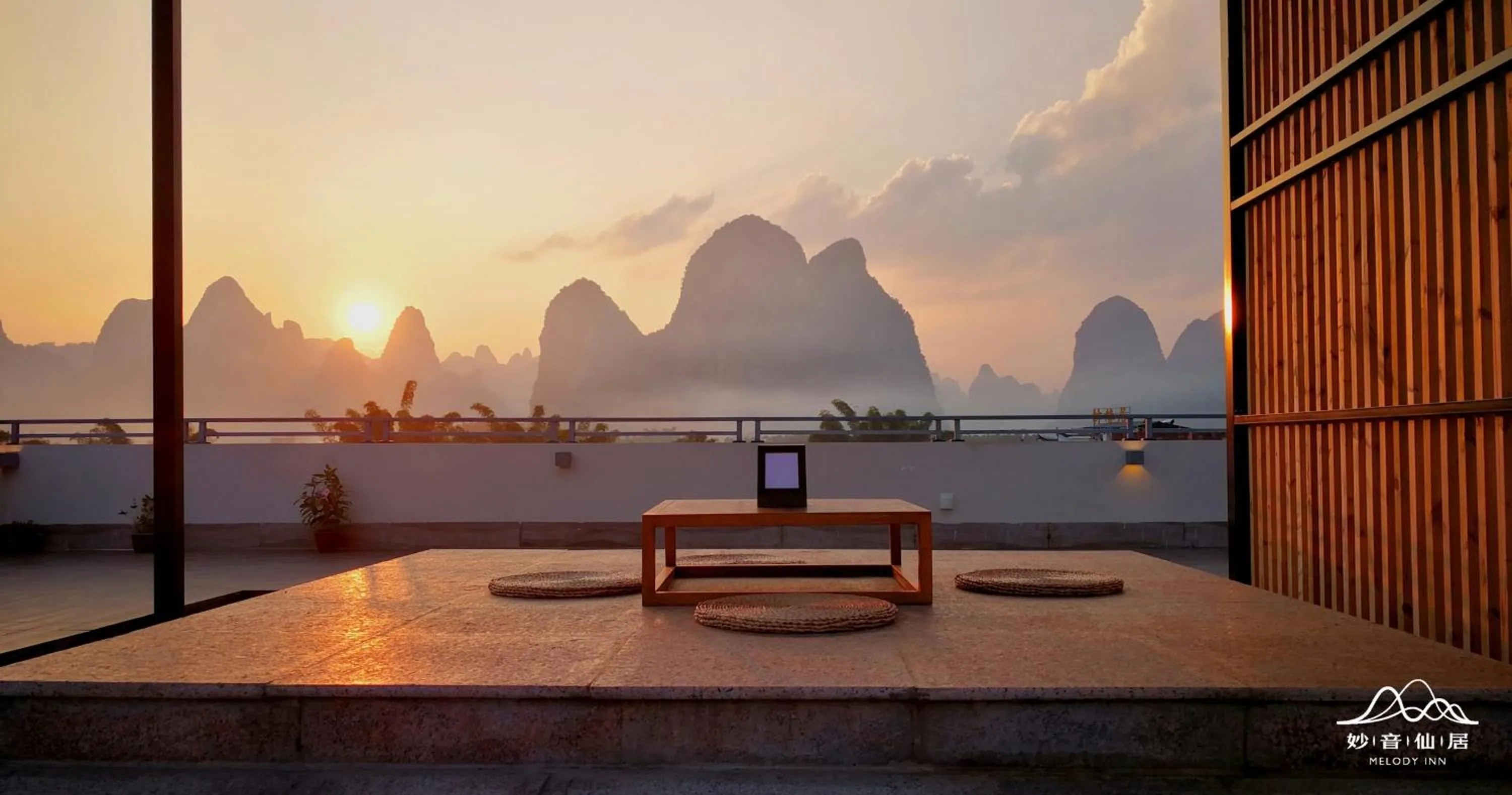 Balcony/Terrace in Melody Inn