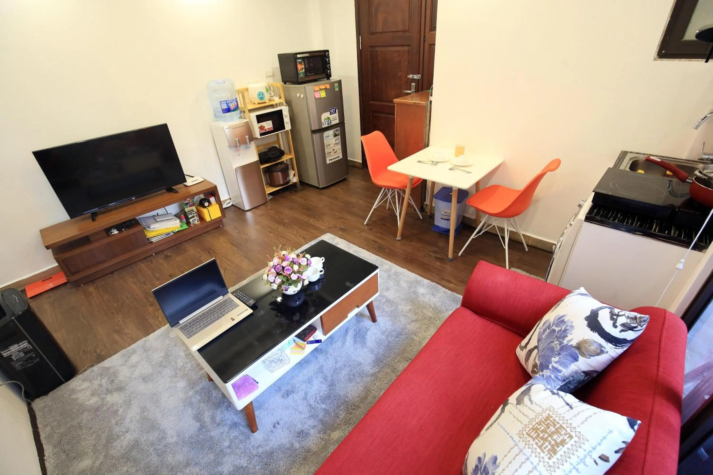 Communal lounge/ TV room in Sumitomo2 - Apartments for Japanese