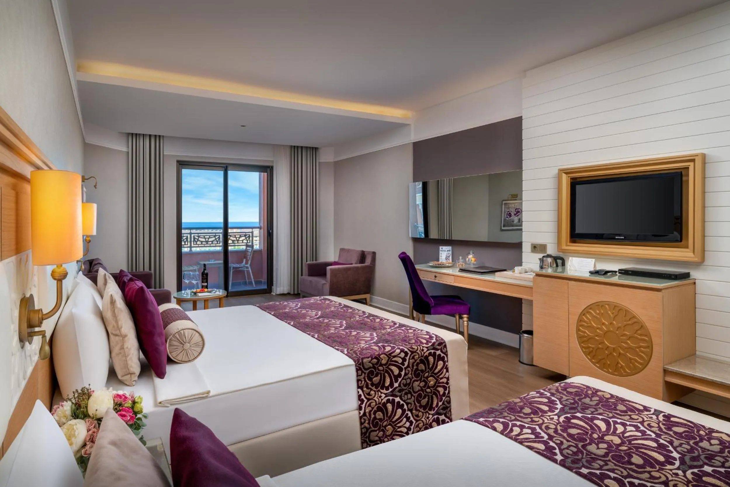 Bed in Villa Side Residence